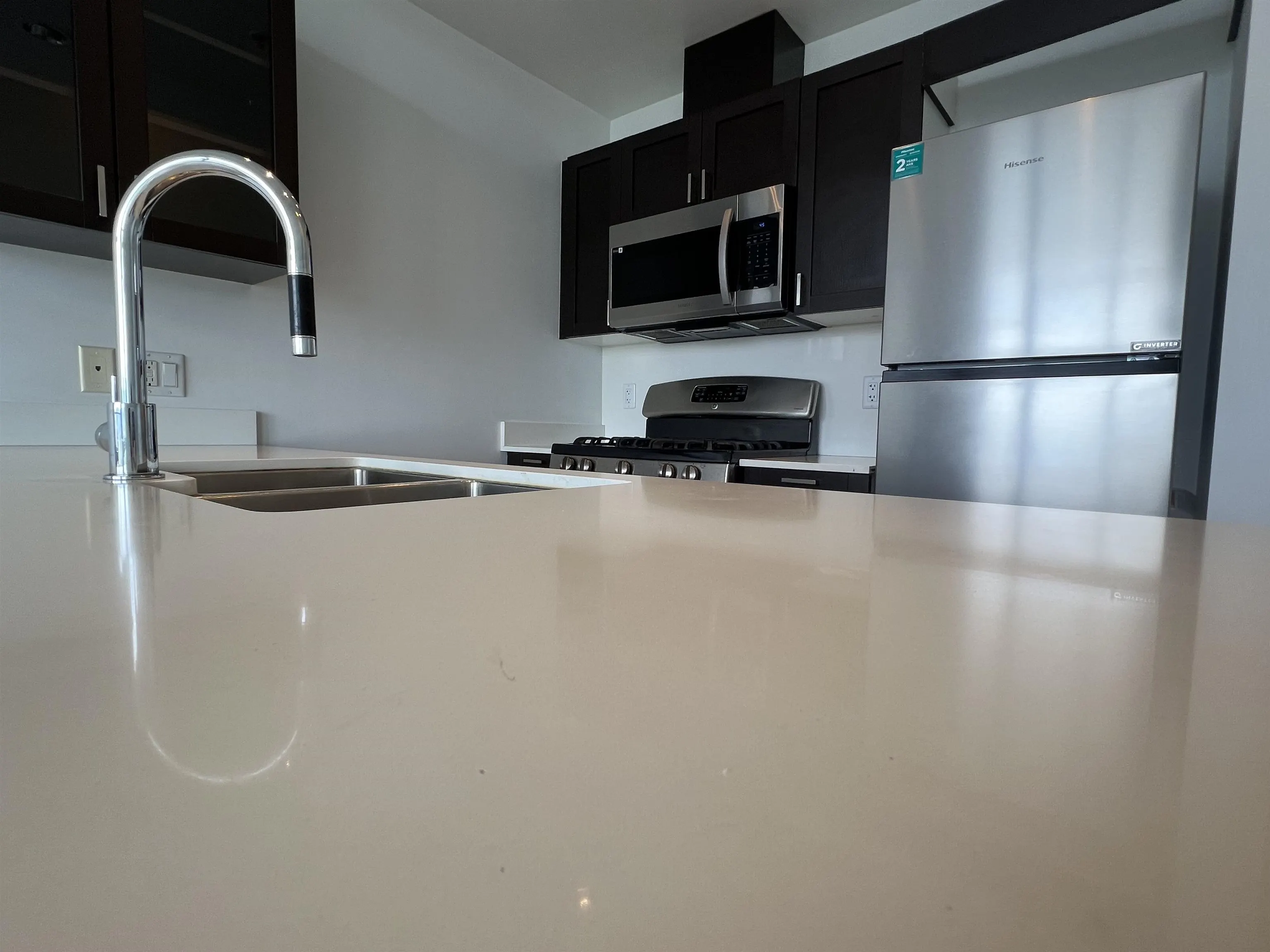 2303 4815 Eldorado Mews