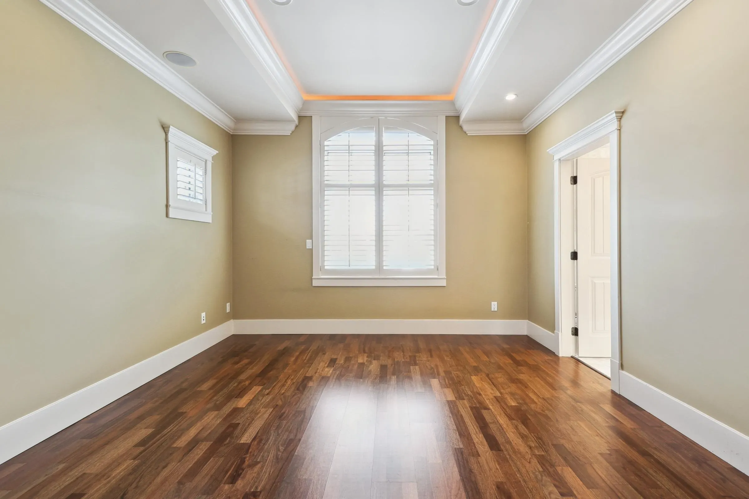 3593 Mackenzie Street