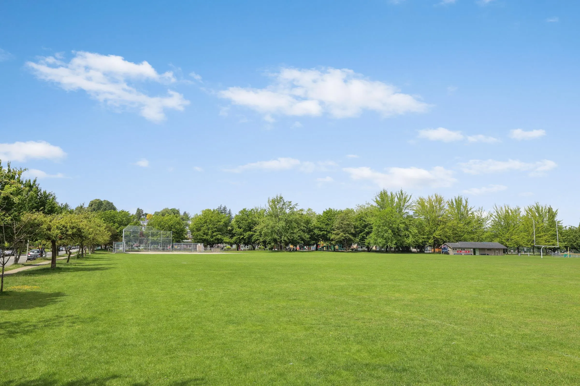 3593 Mackenzie Street