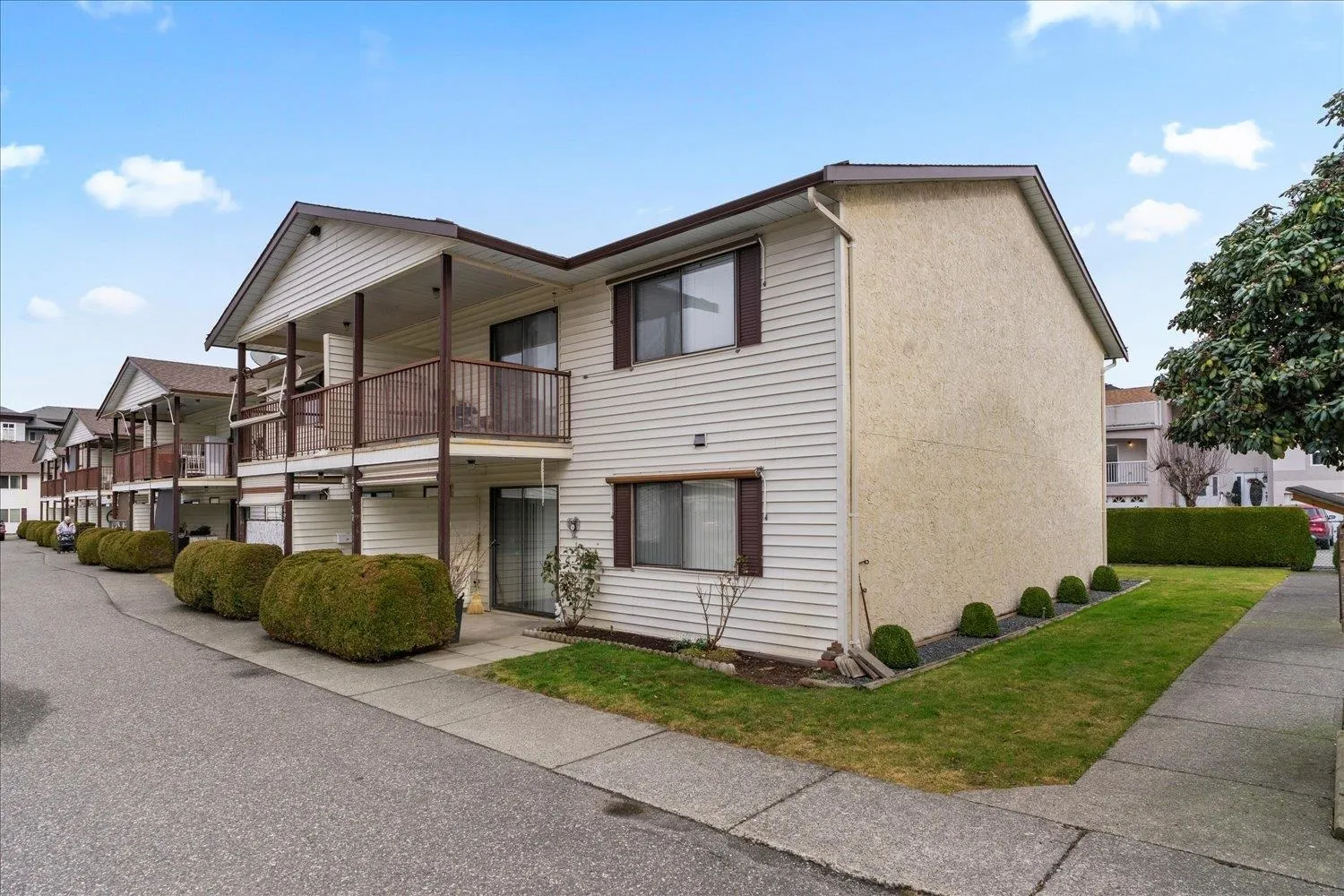 47 7455 Huron Street