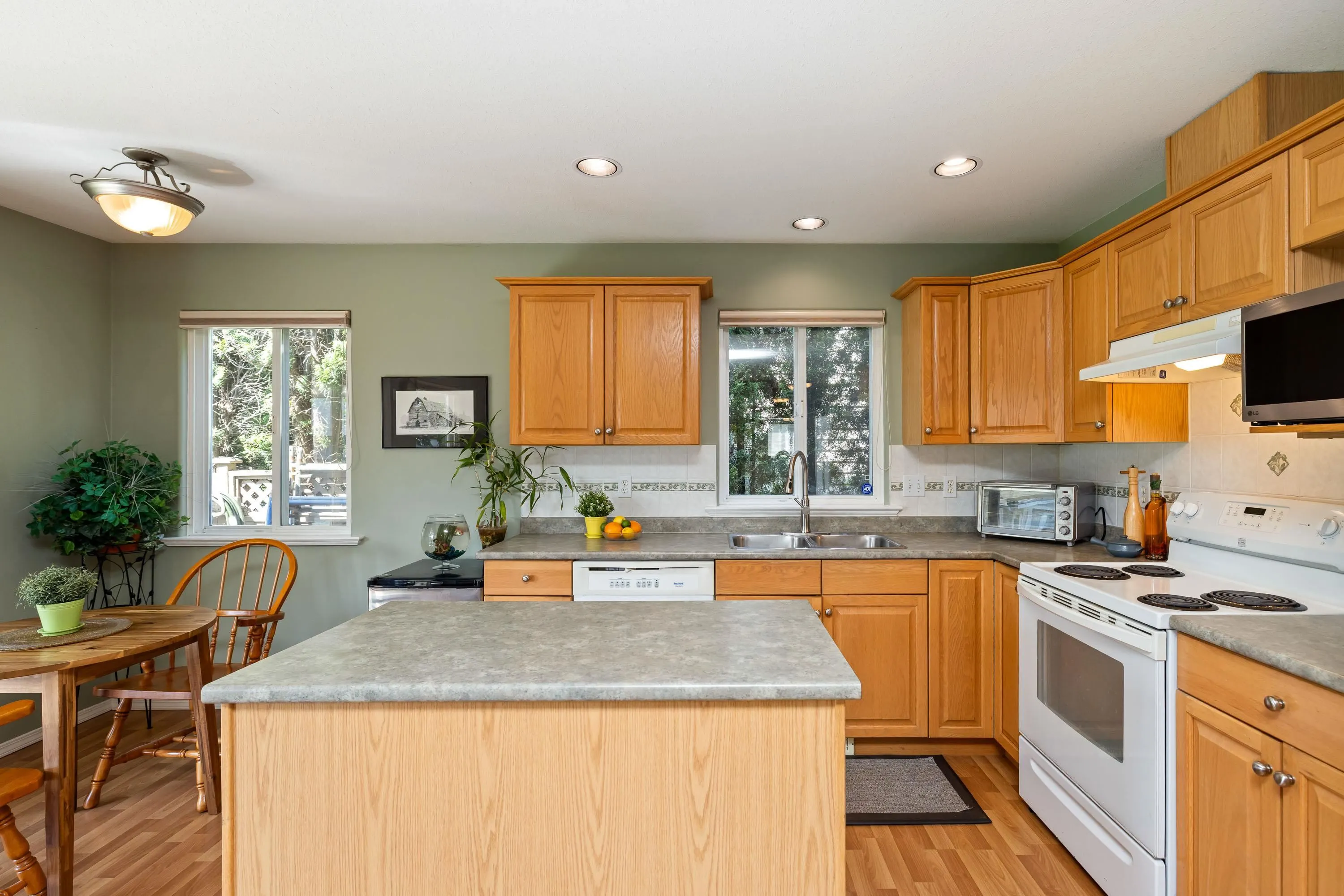 46492 Ranchero Drive