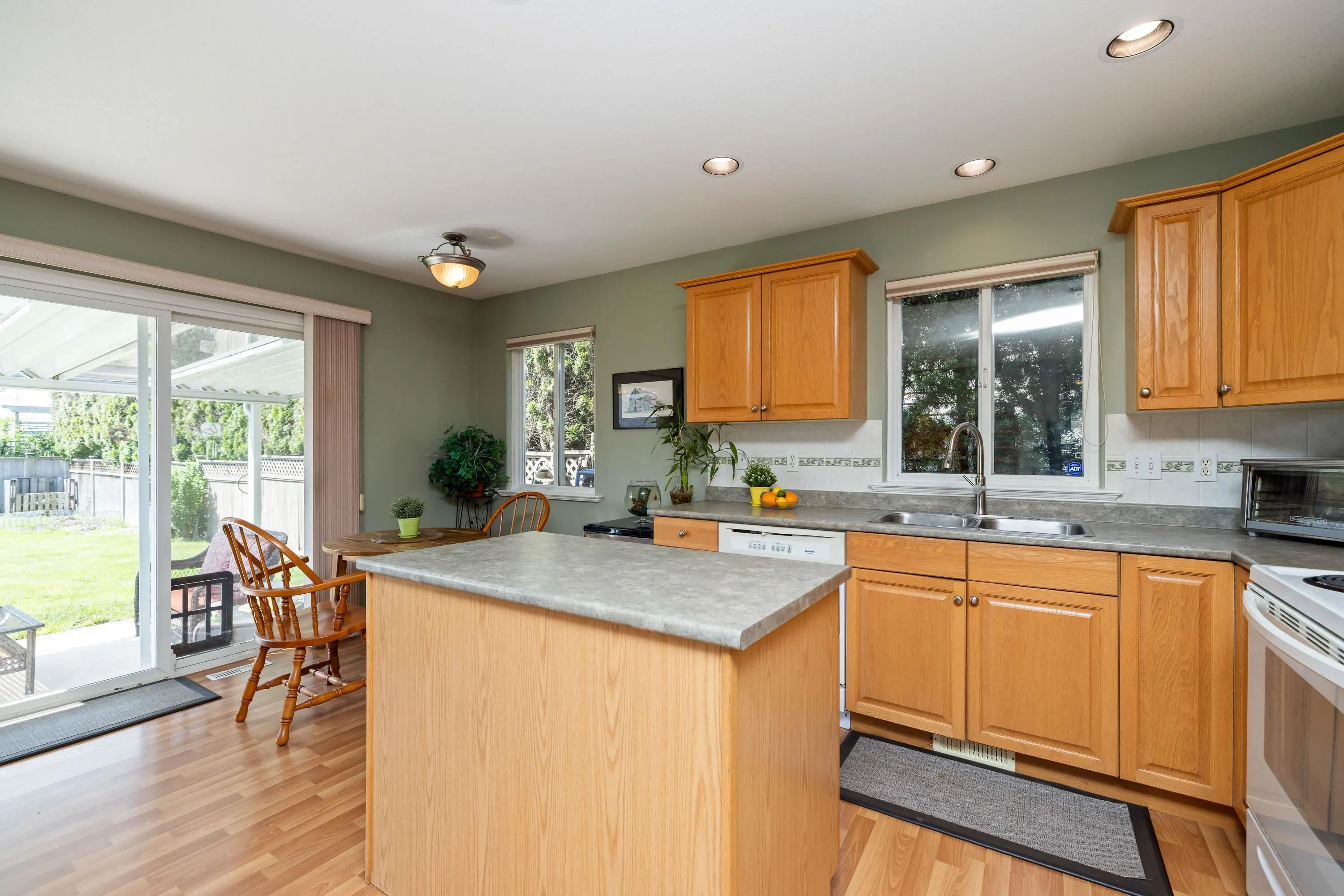 46492 Ranchero Drive