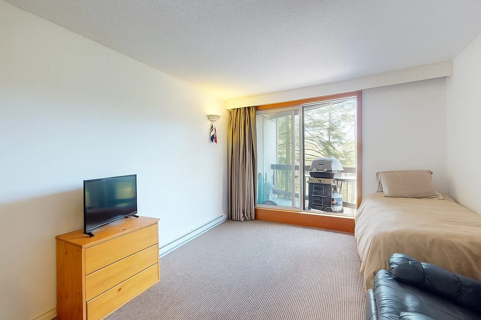 211 2109 Whistler Road