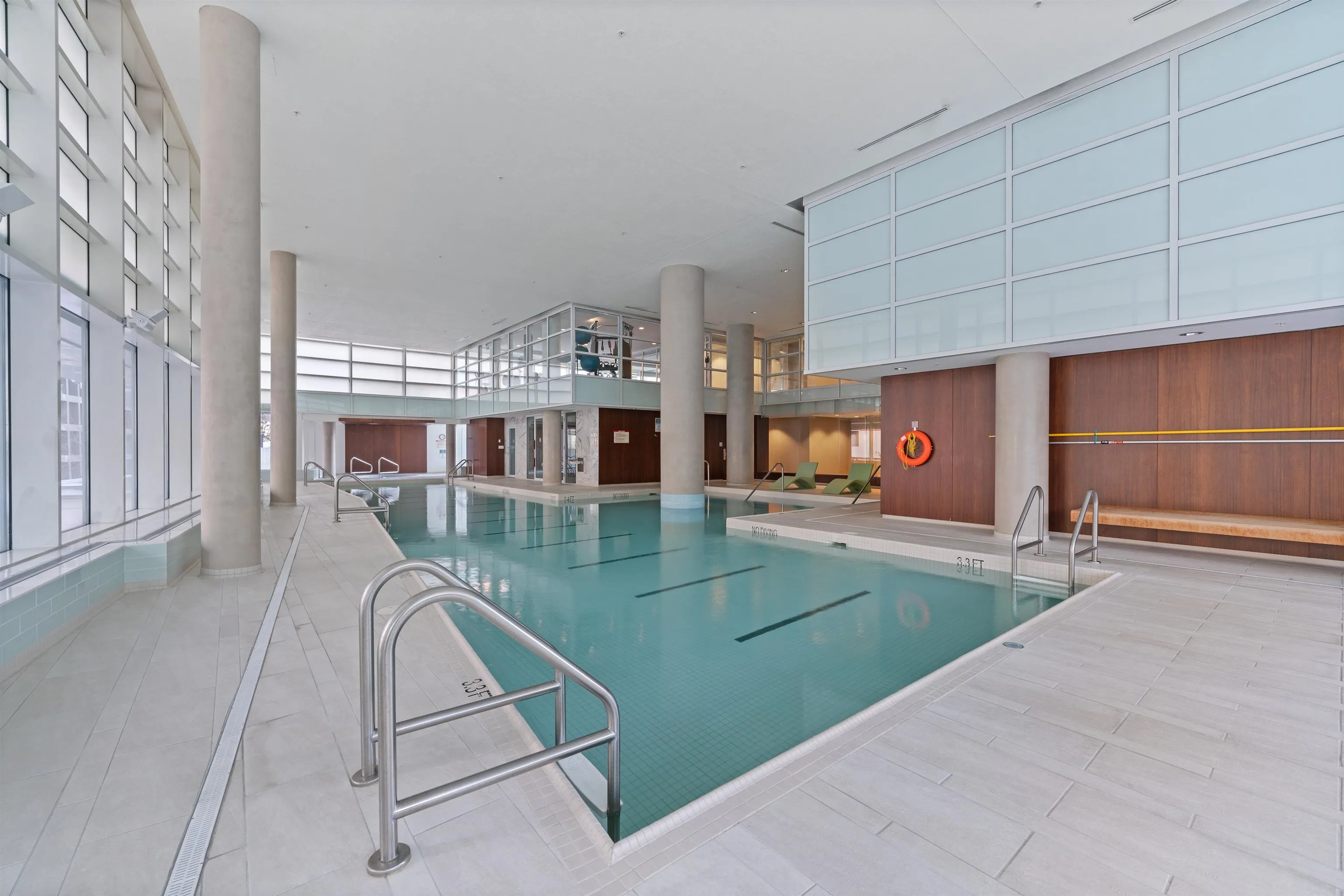 2202 1139 W Cordova Street
