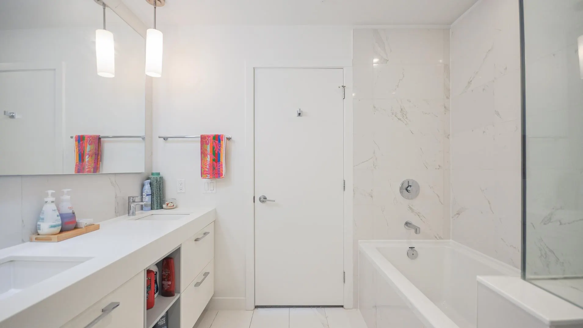 505 4867 Cambie Street