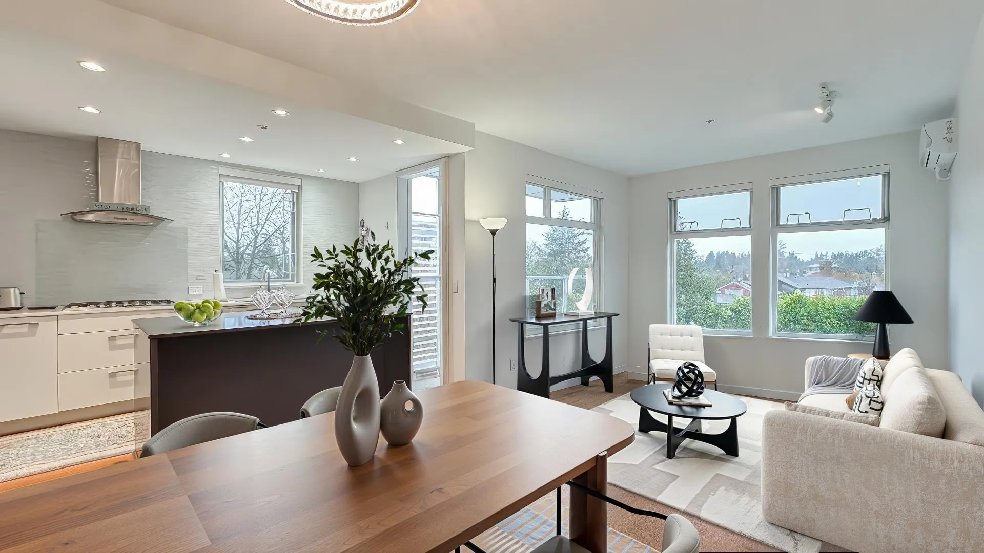 505 4867 Cambie Street