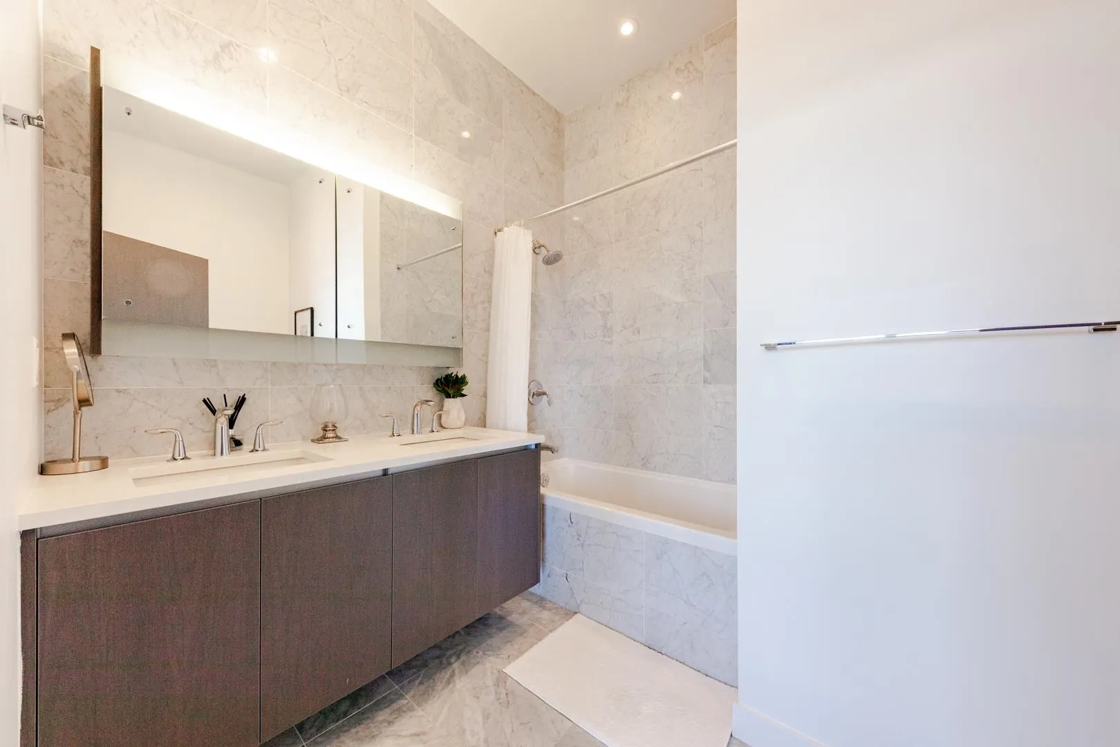 1901 3233 Ketcheson Road