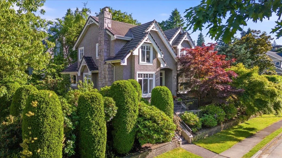 1910 Quilchena Crescent