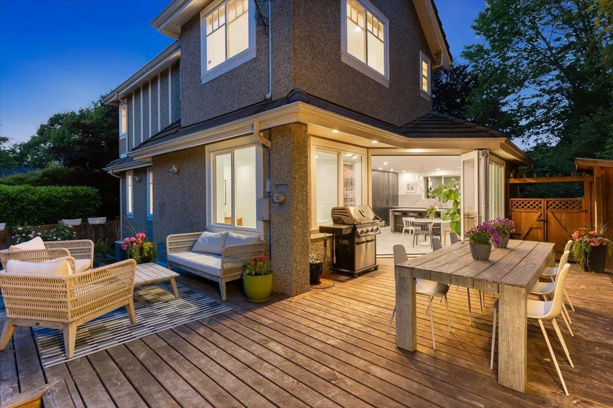 1910 Quilchena Crescent