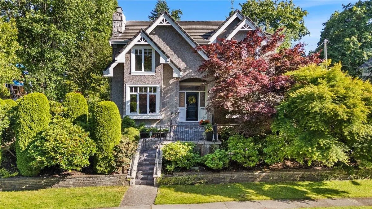 1910 Quilchena Crescent