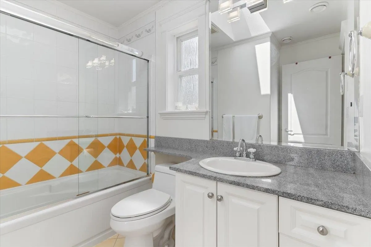 1910 Quilchena Crescent