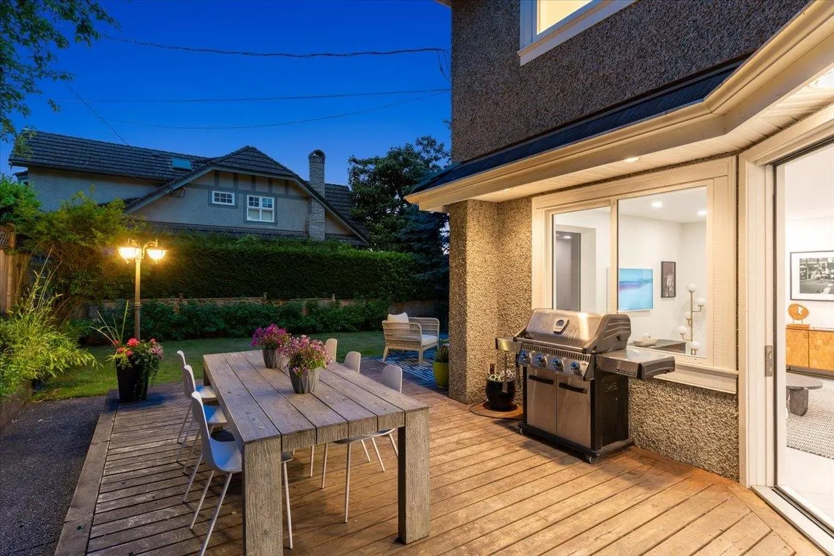 1910 Quilchena Crescent