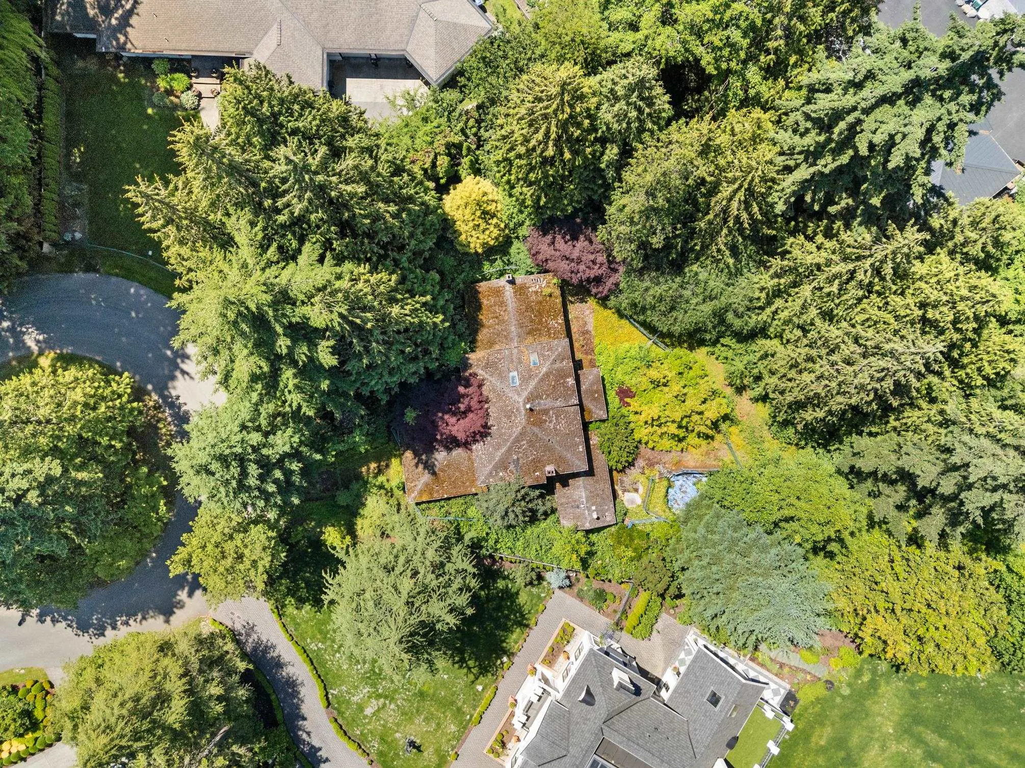 14069 26a Avenue