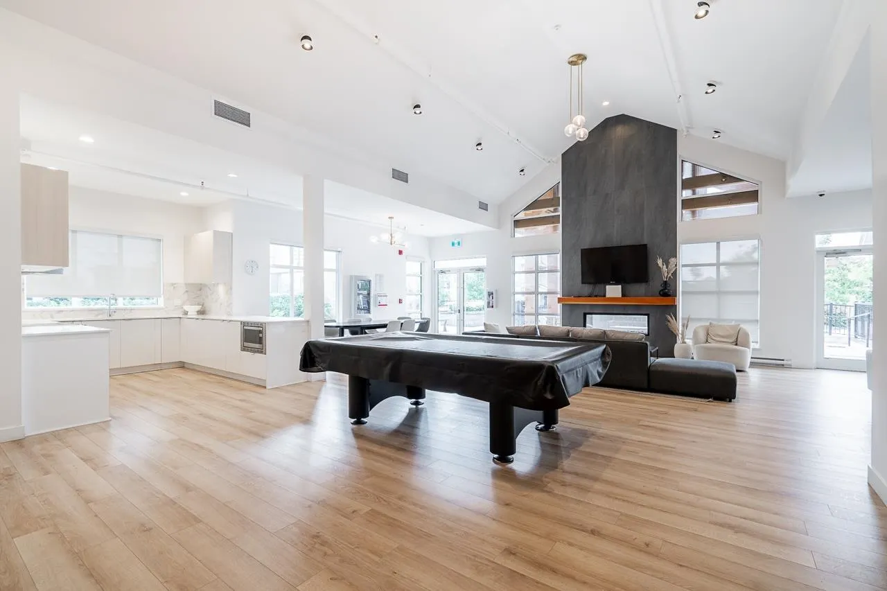 309 1792 Starling Drive