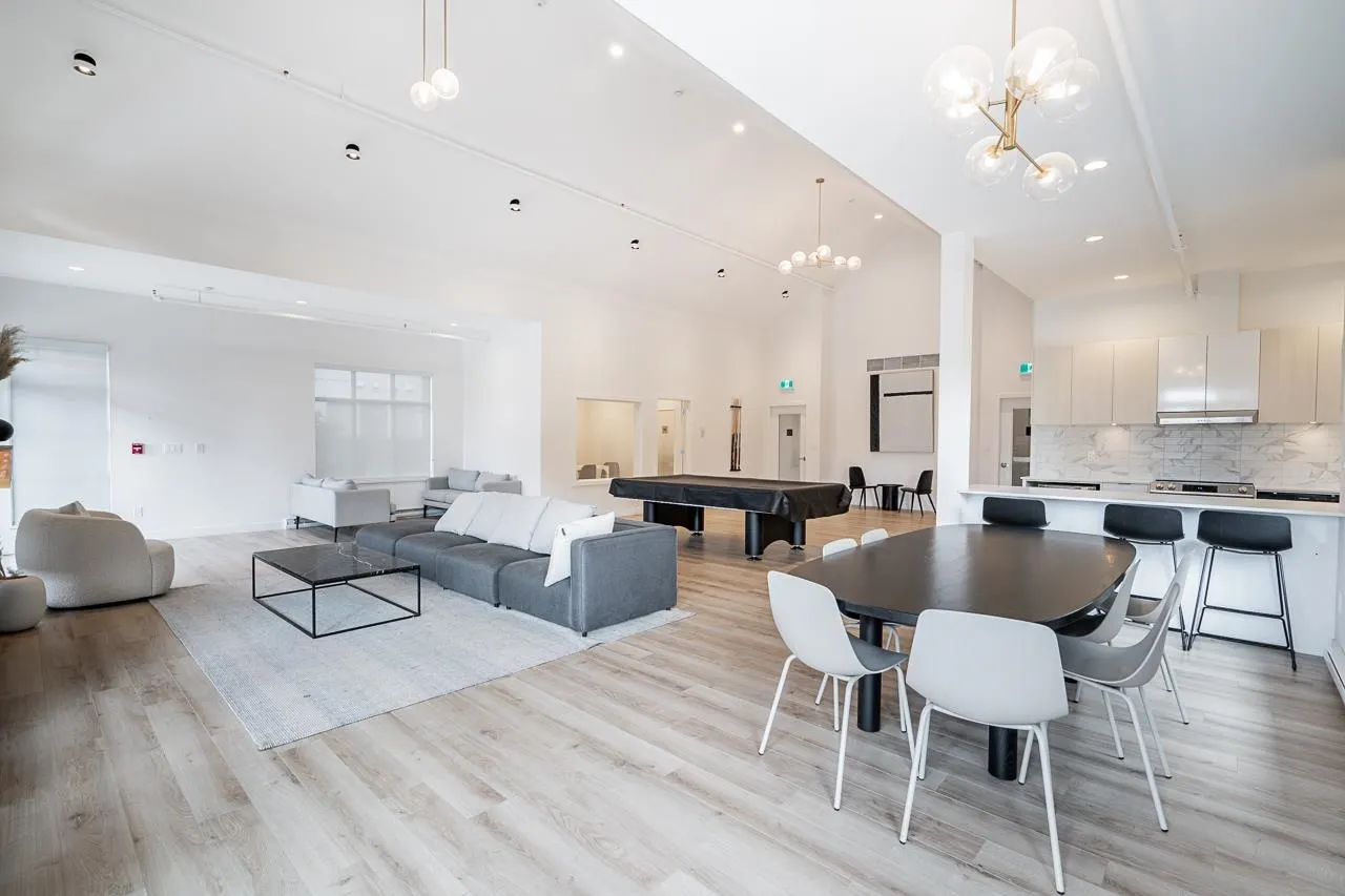309 1792 Starling Drive