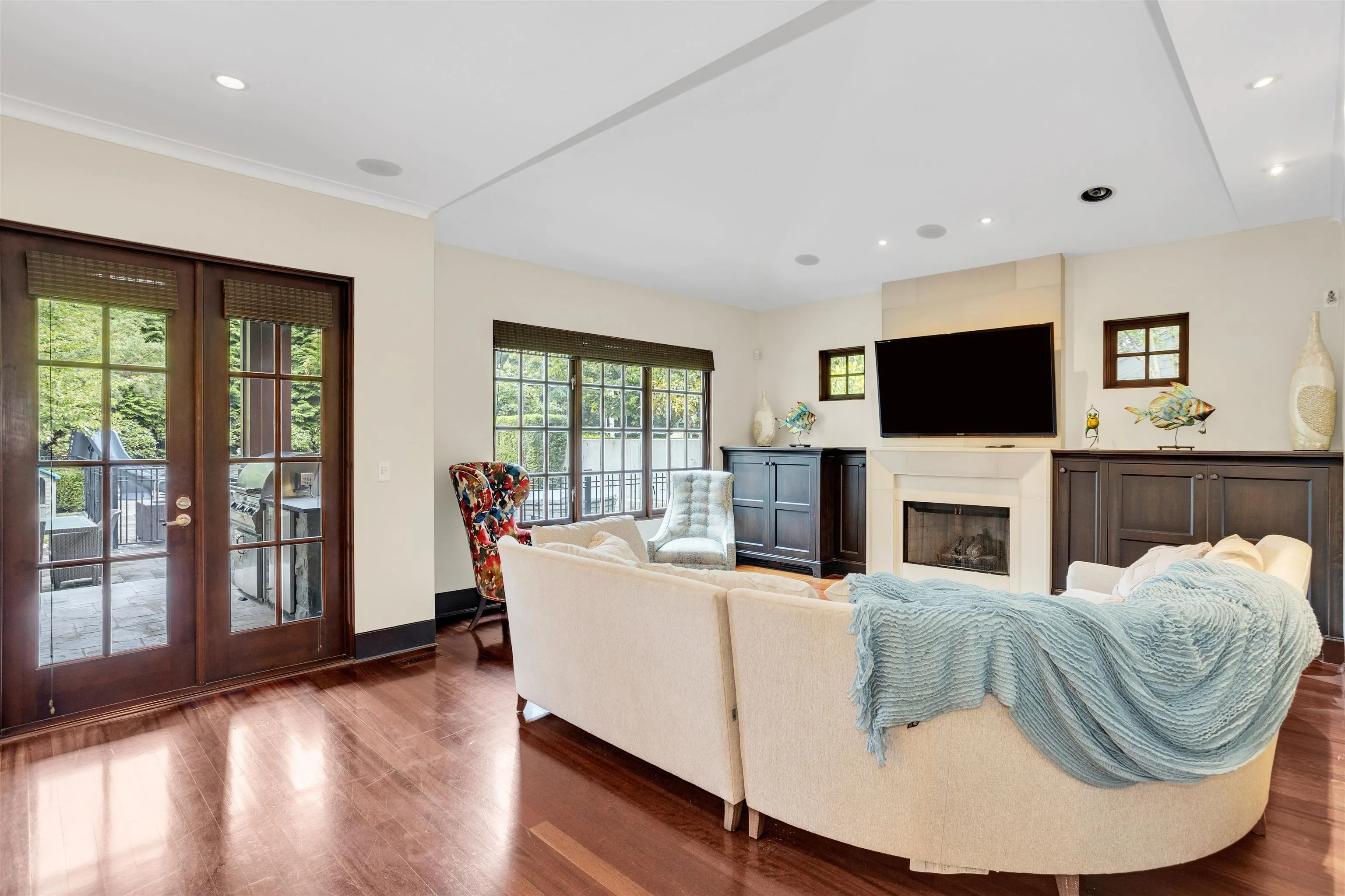 1807 Acadia Road