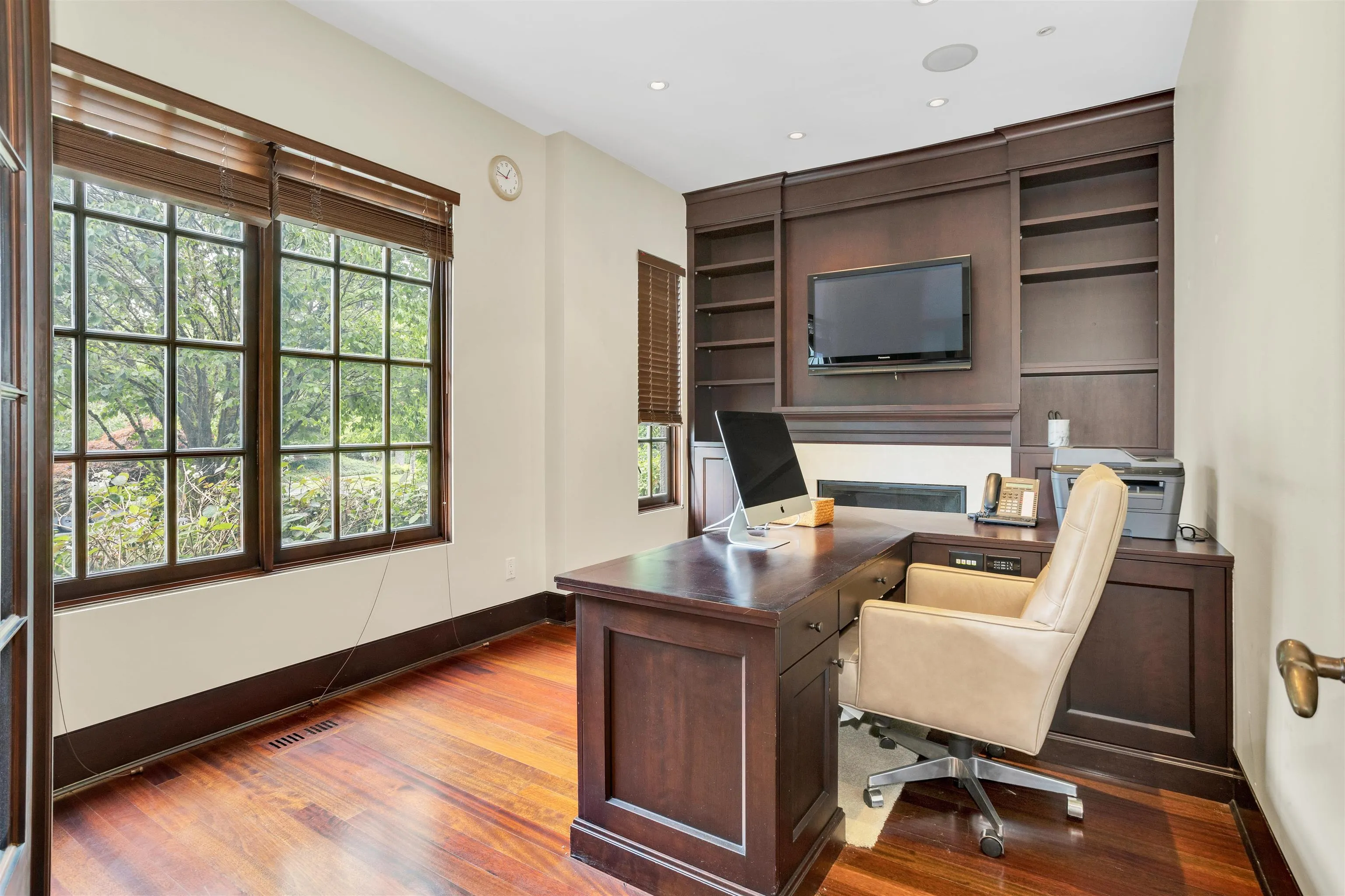 1807 Acadia Road