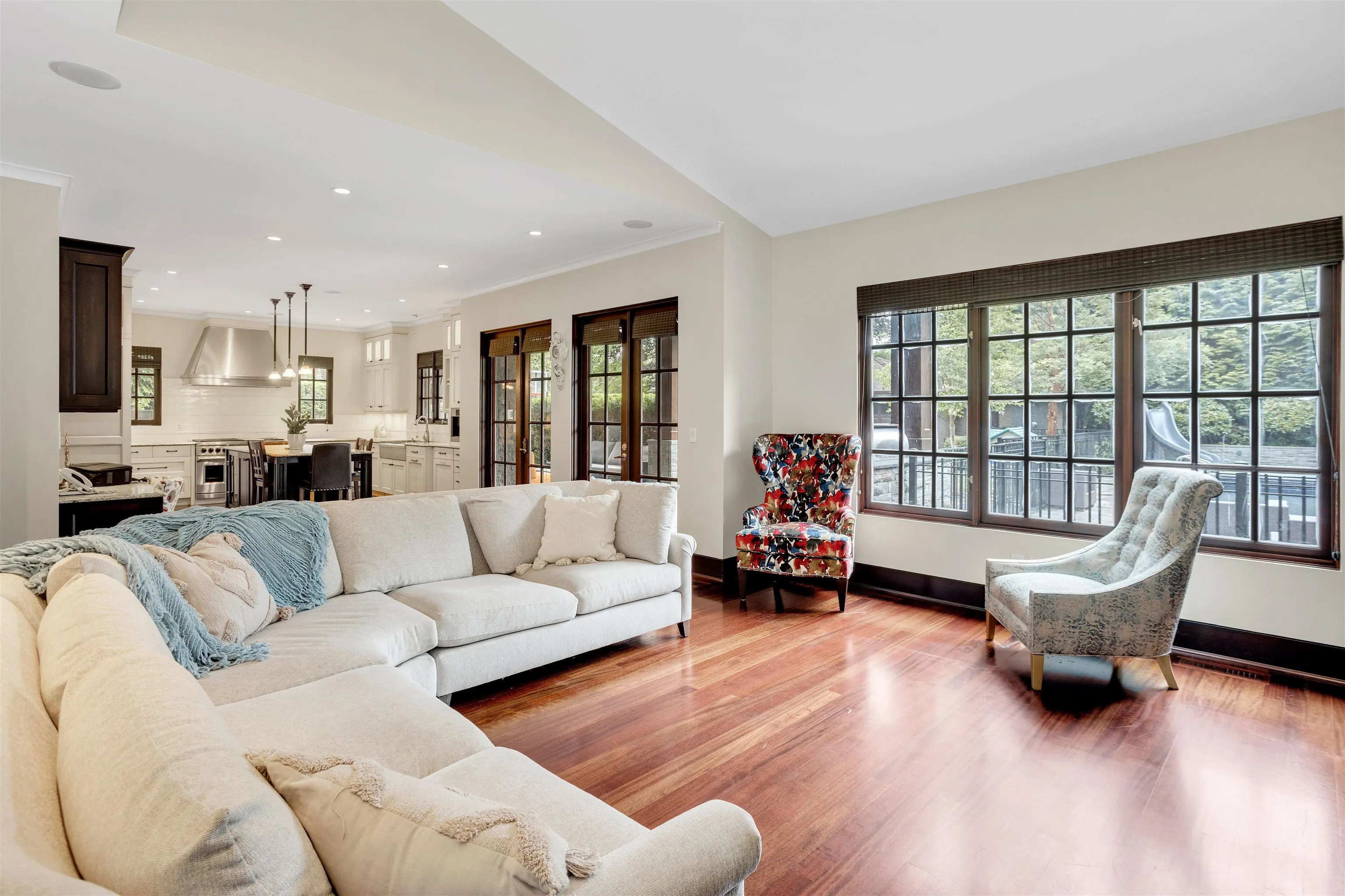 1807 Acadia Road