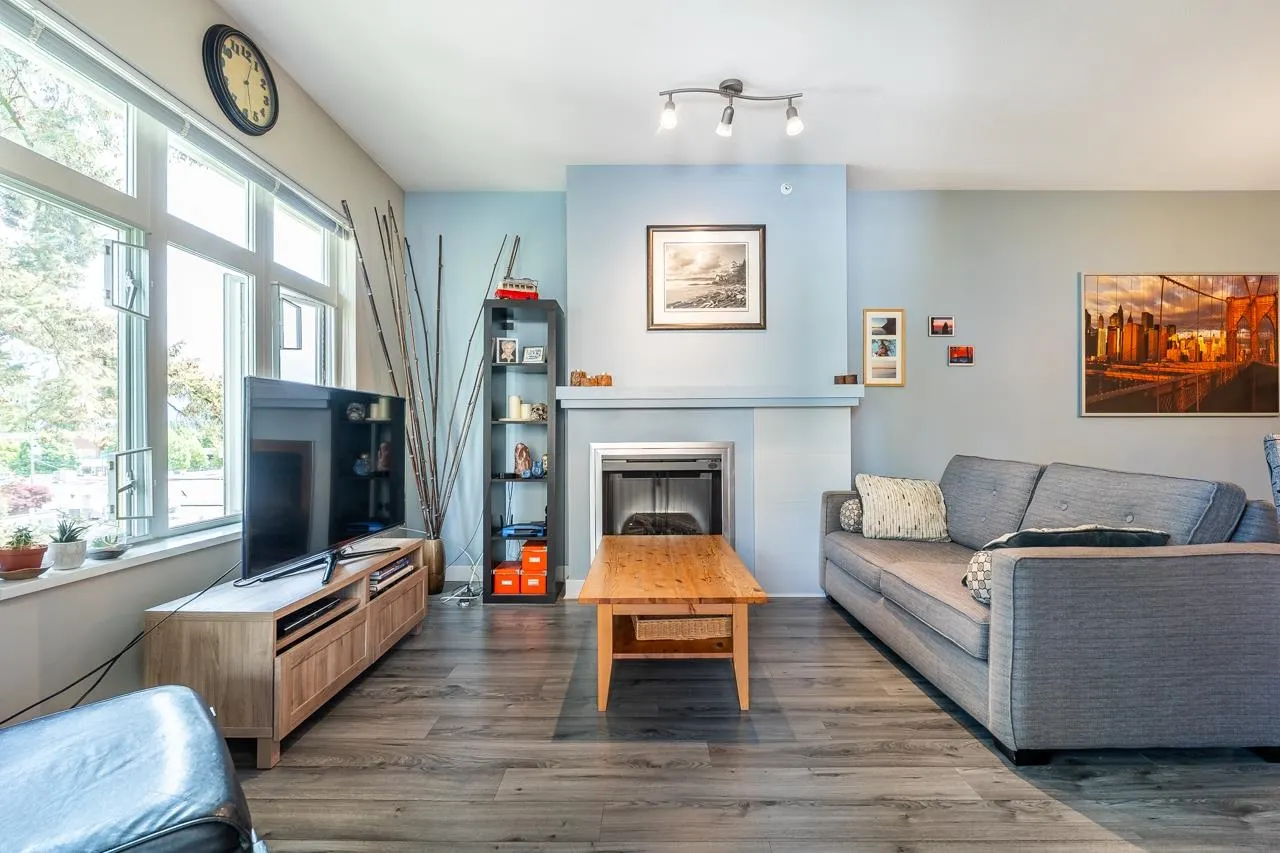 414 2368 Marpole Avenue