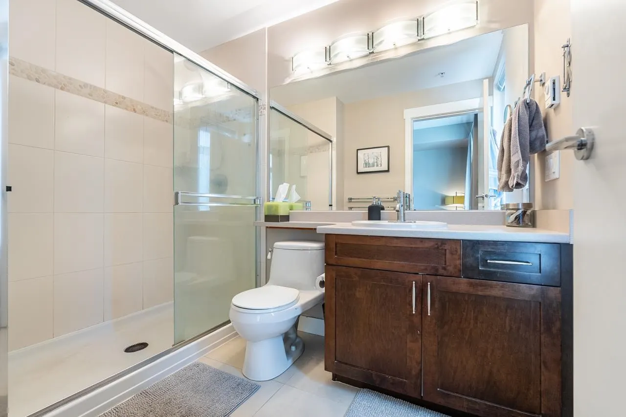 414 2368 Marpole Avenue