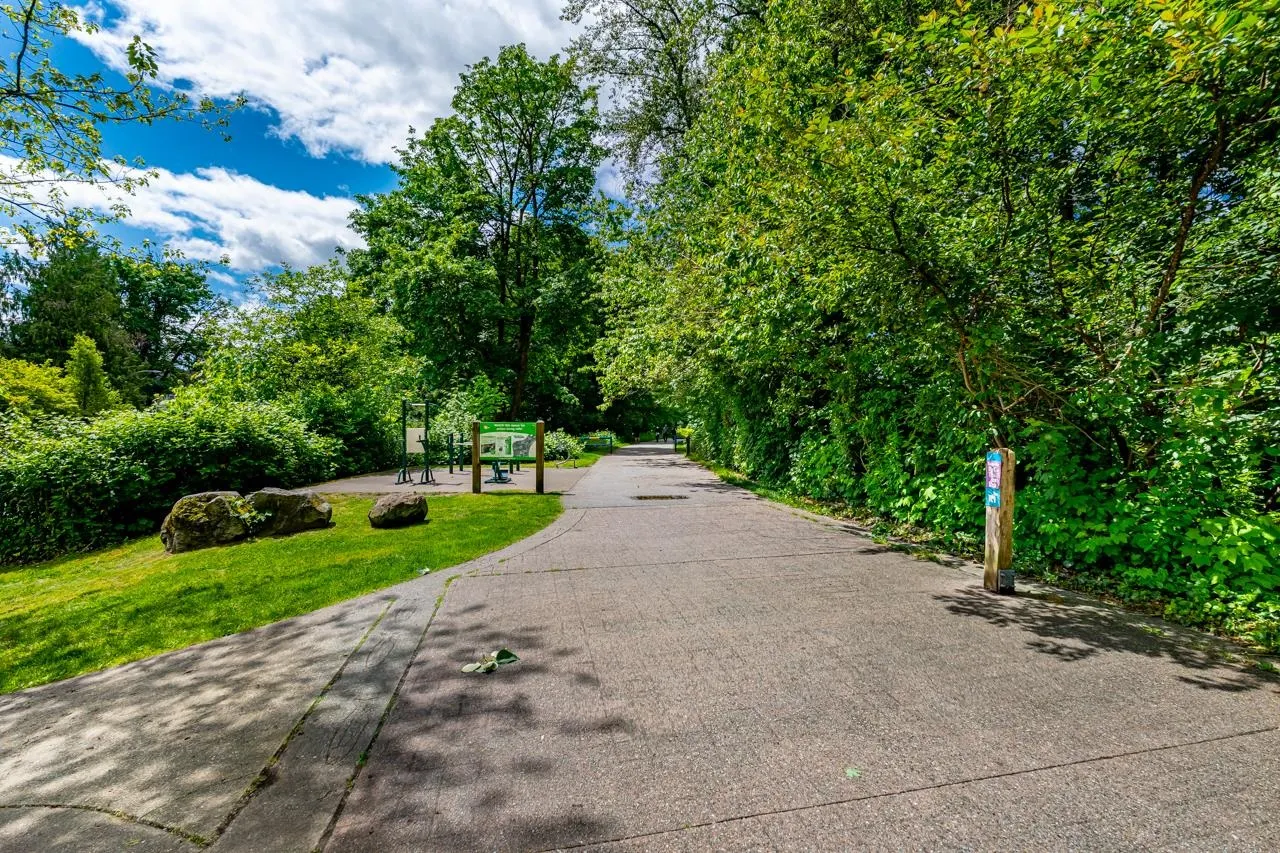 414 2368 Marpole Avenue