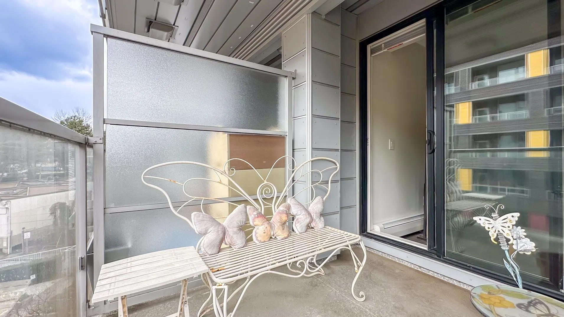 503 384 E 1st Avenue