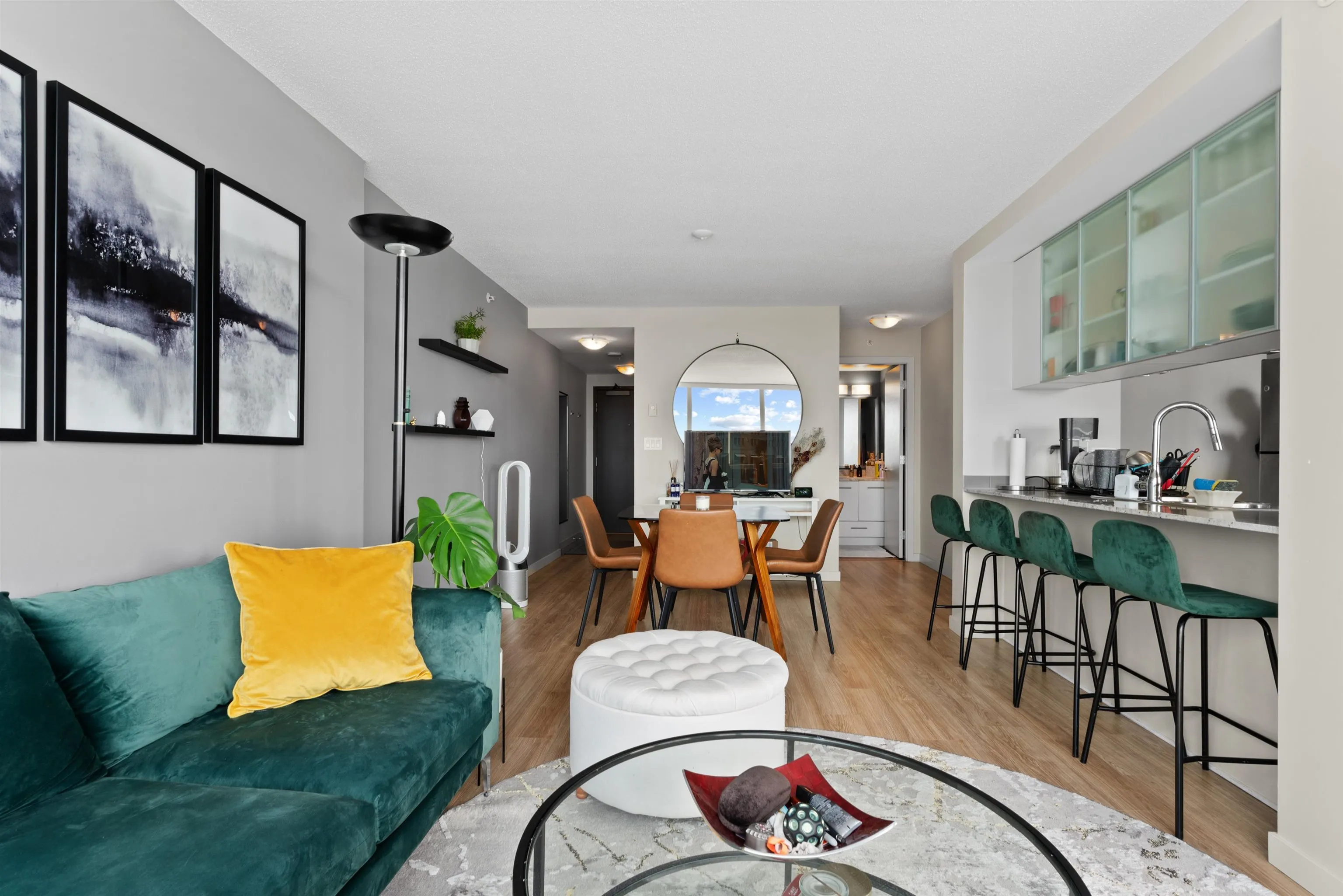 806 3333 Corvette Way