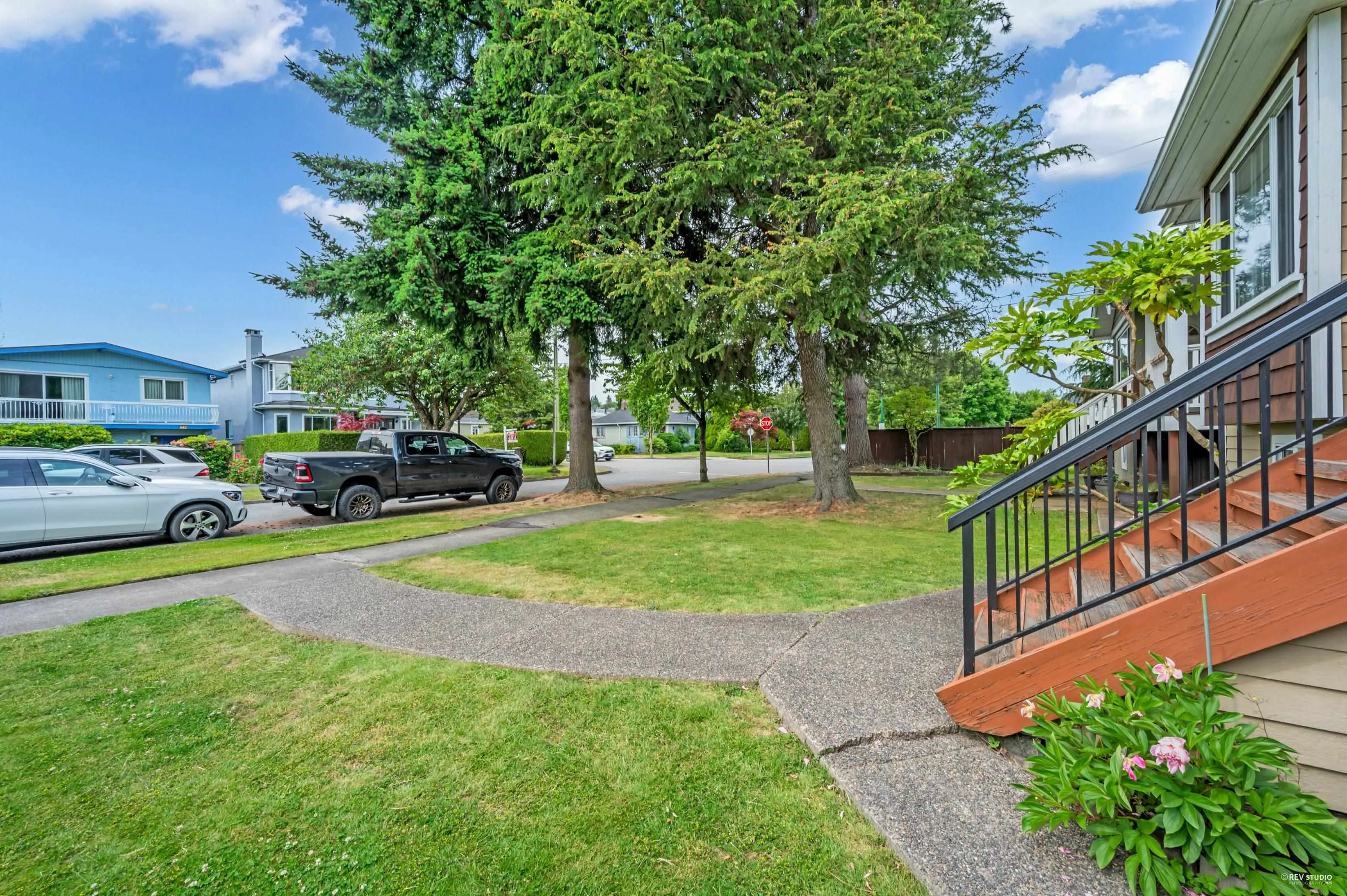 2785 W 20th Avenue