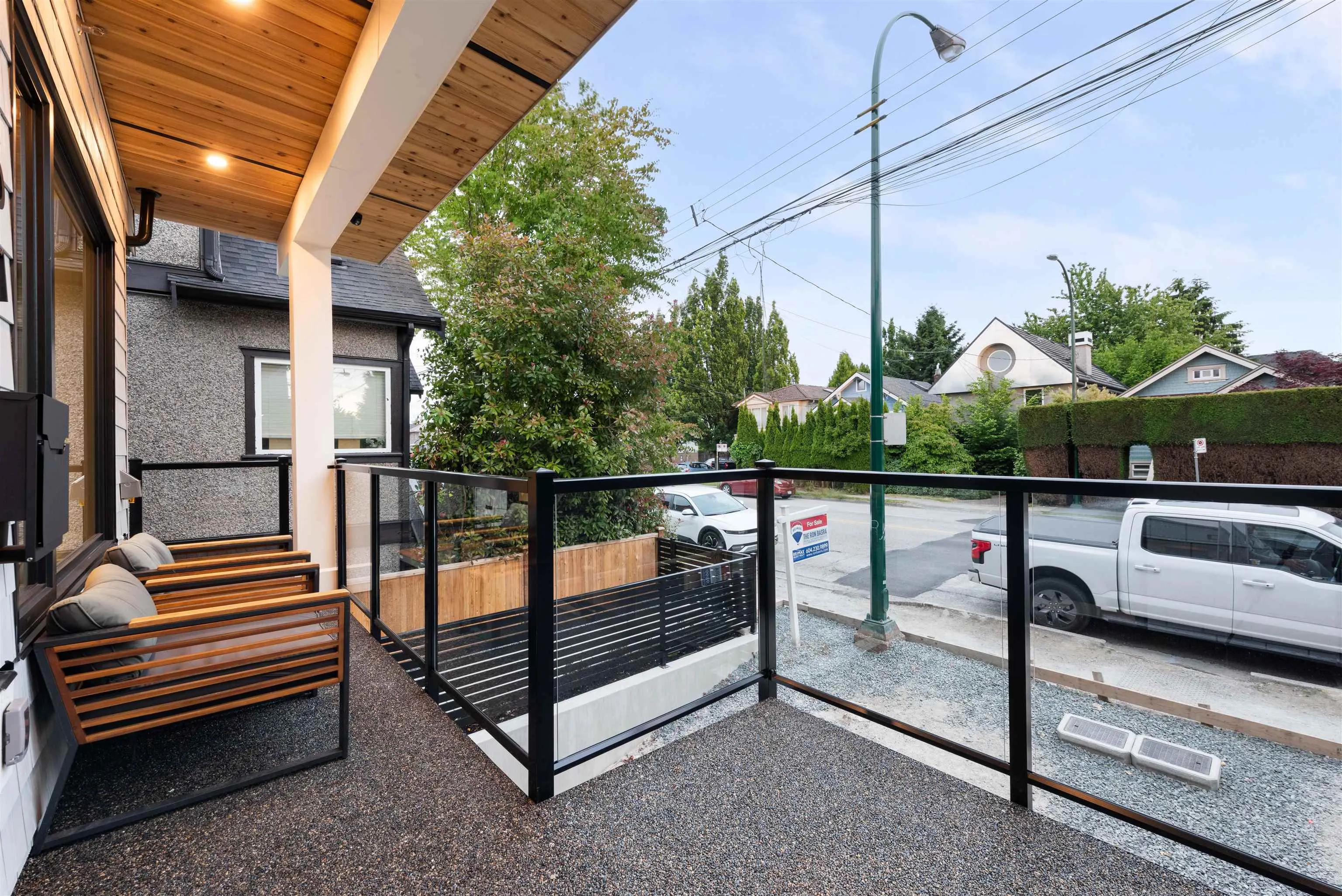 1 65 E King Edward Avenue
