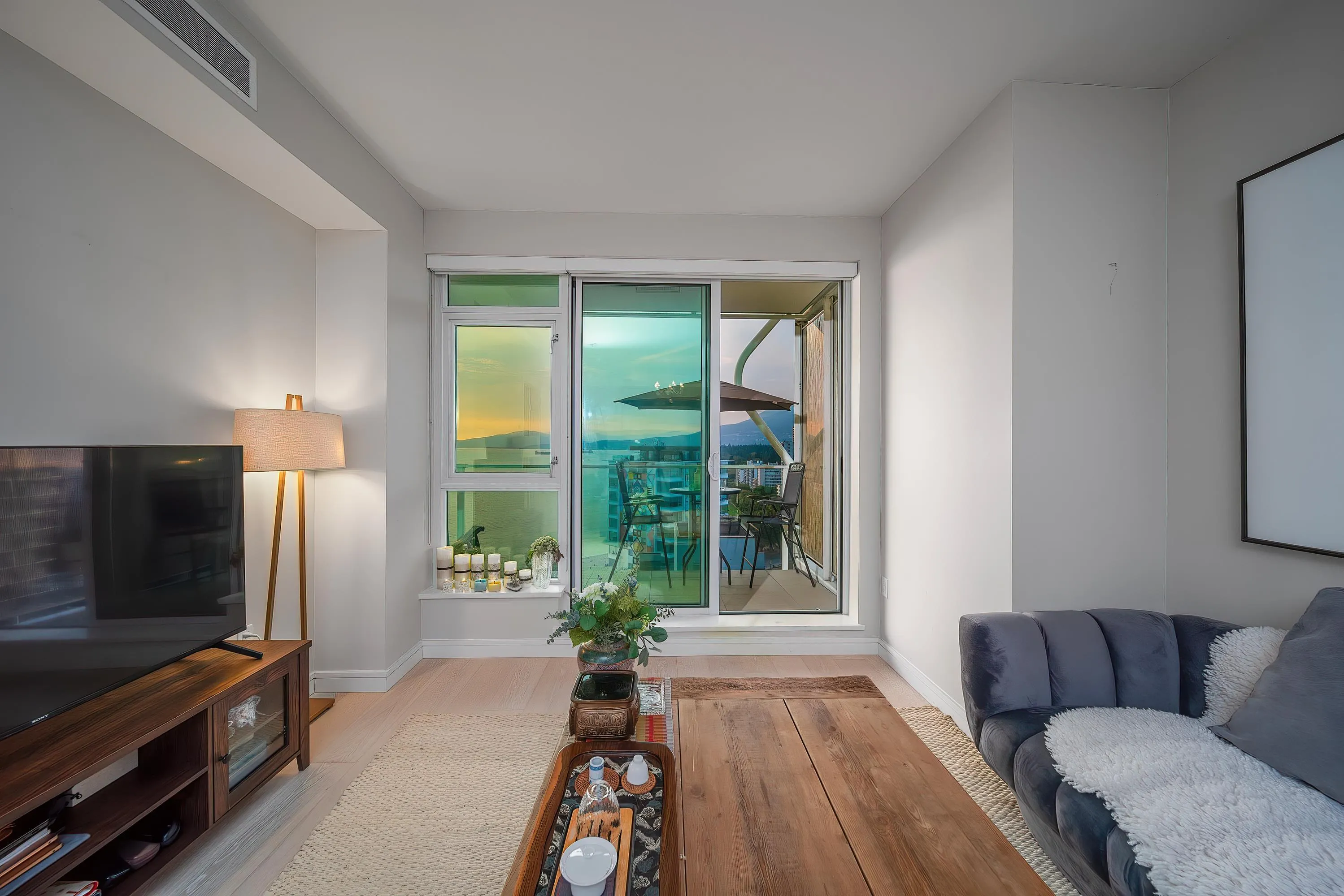 1506 1221 Bidwell Street