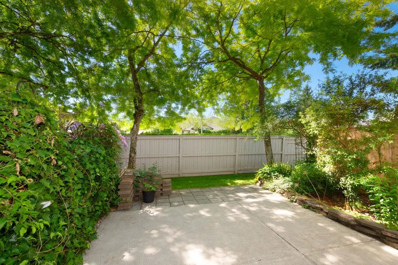 2 9045 Walnut Grove Drive