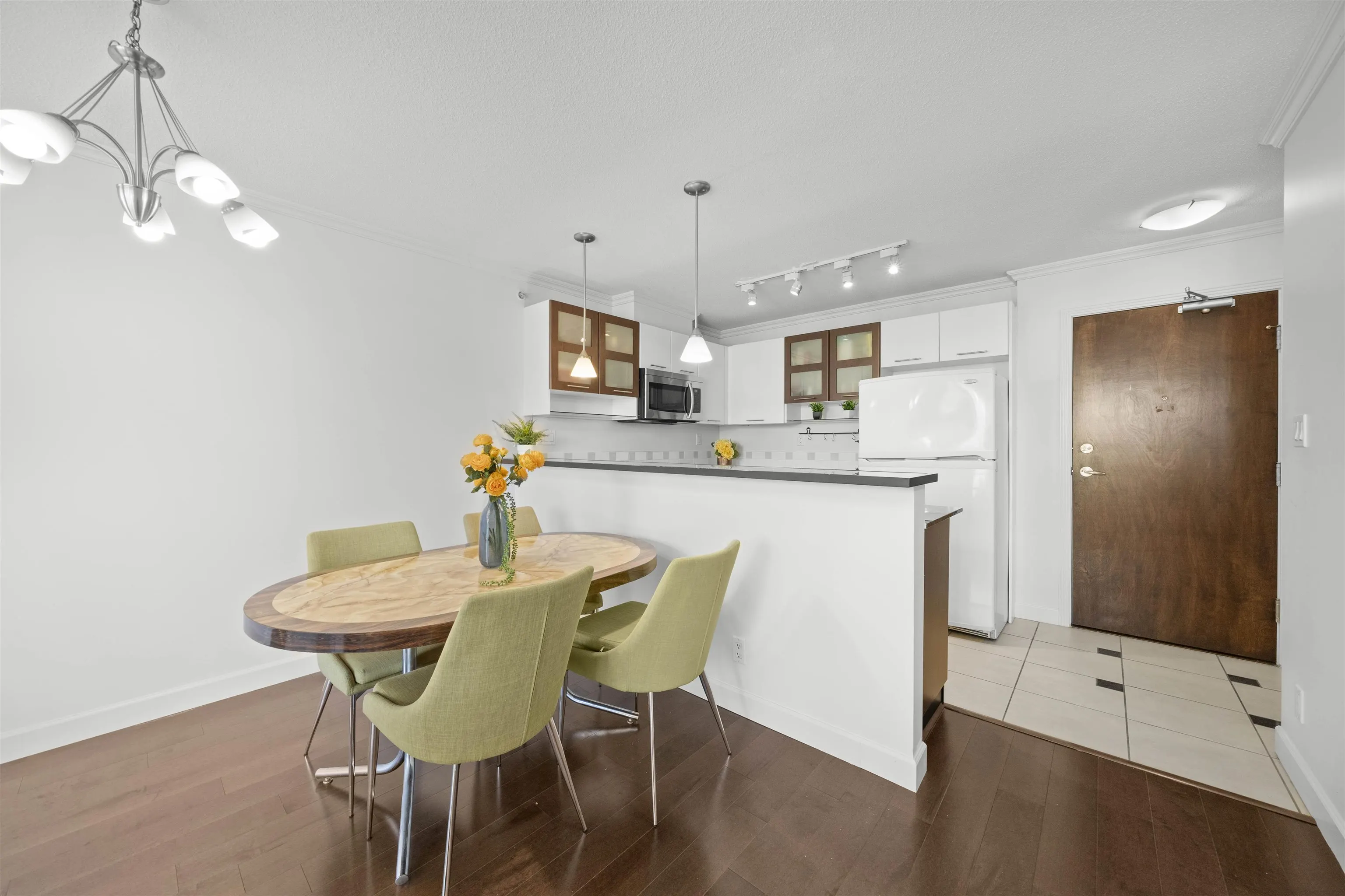 724 7831 Westminster Highway