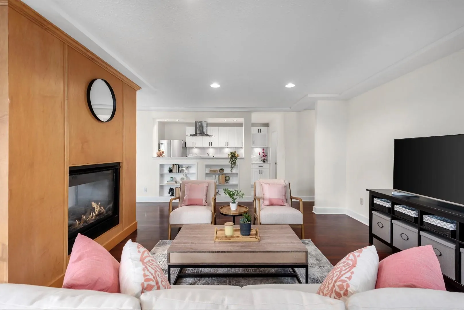 107 8600 Lansdowne Road