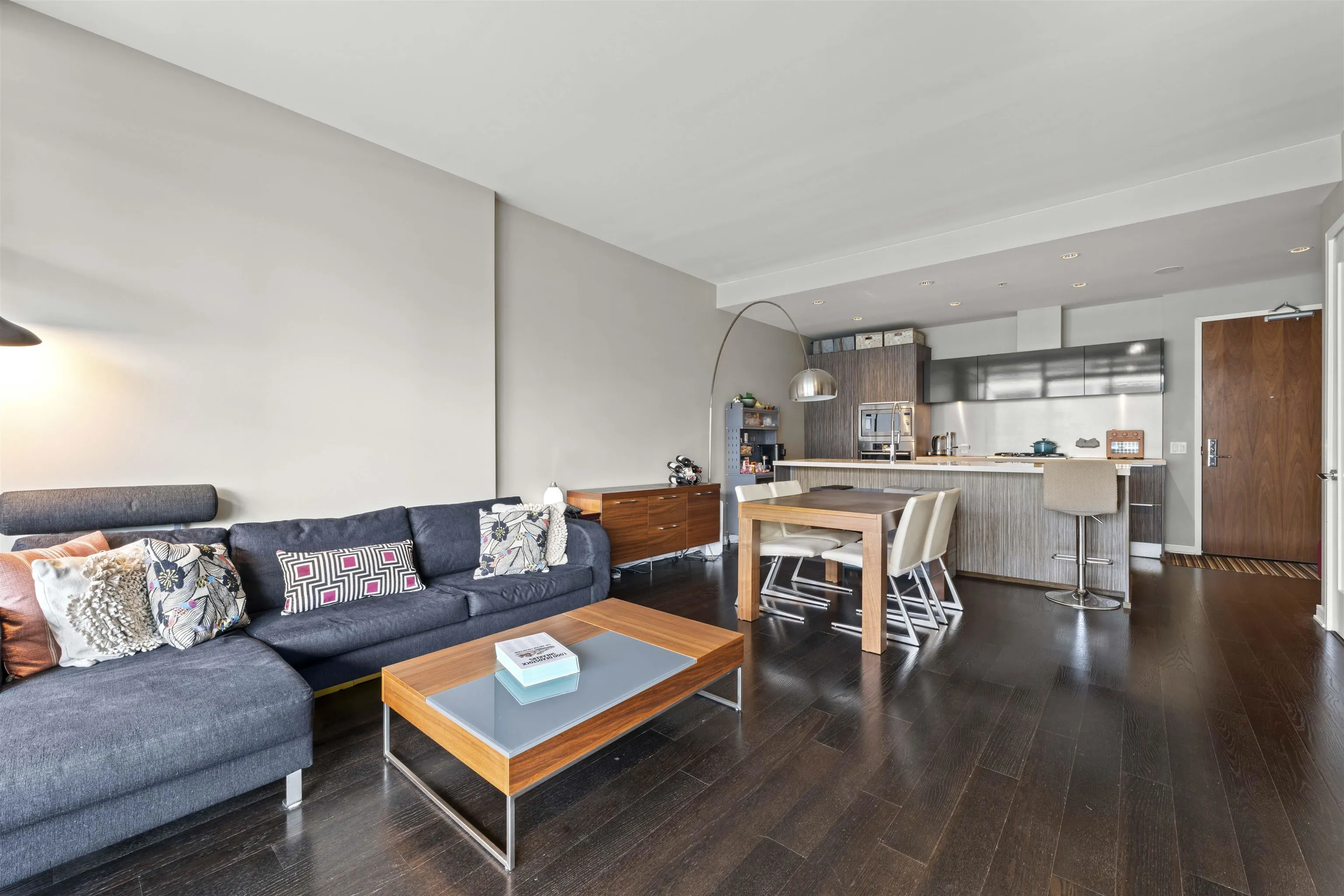 502 77 Walter Hardwick Avenue