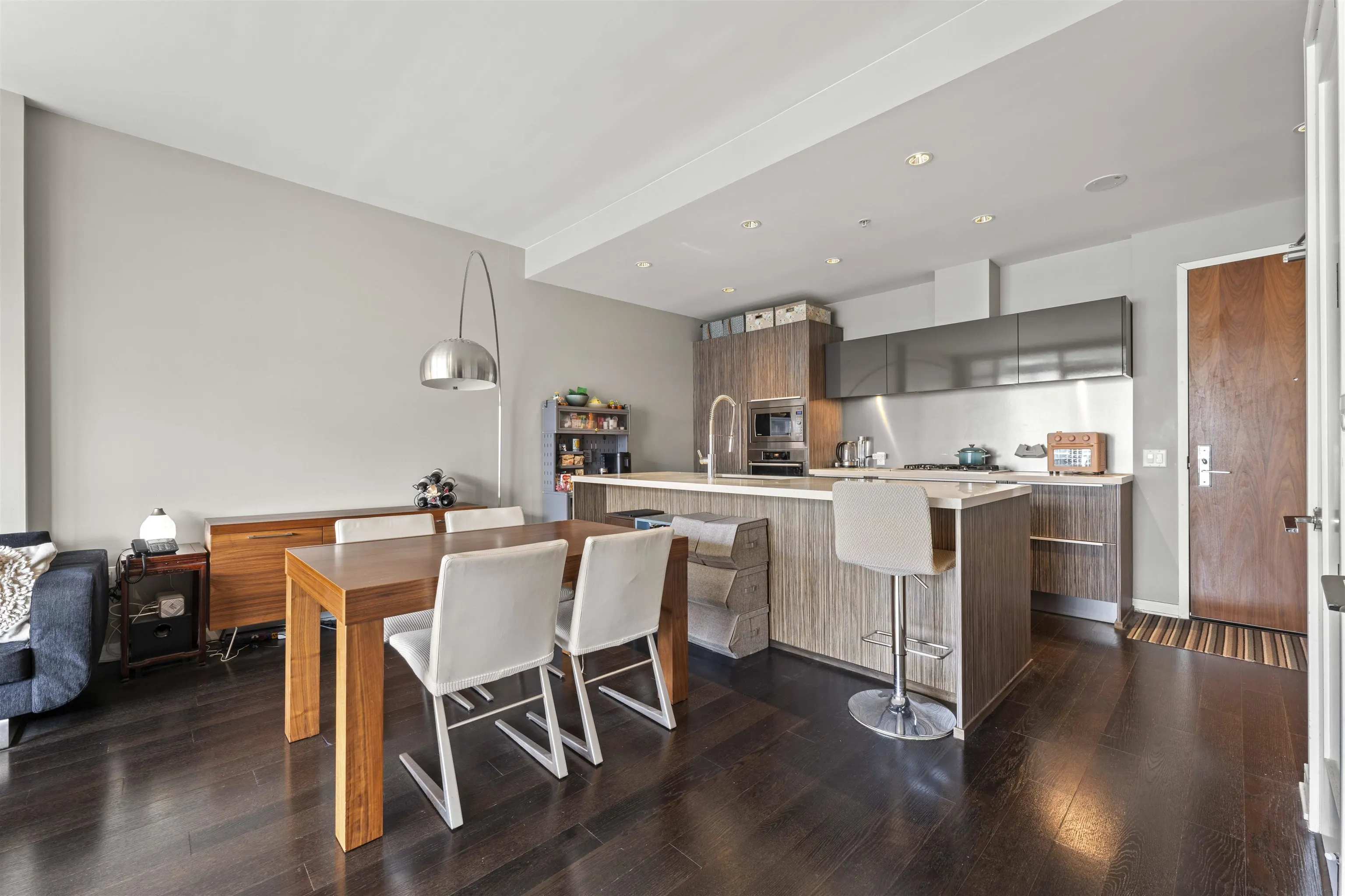 502 77 Walter Hardwick Avenue