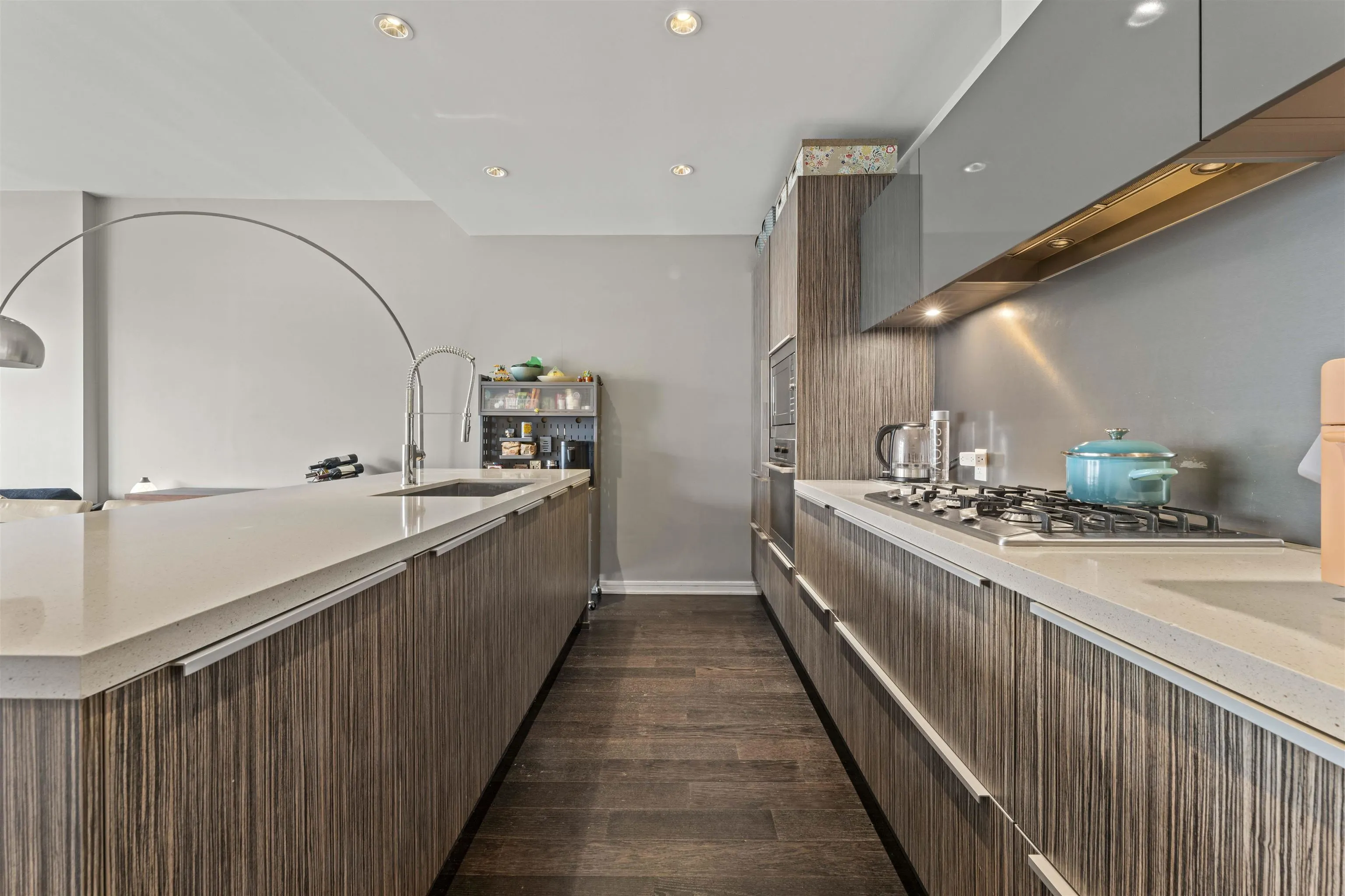 502 77 Walter Hardwick Avenue