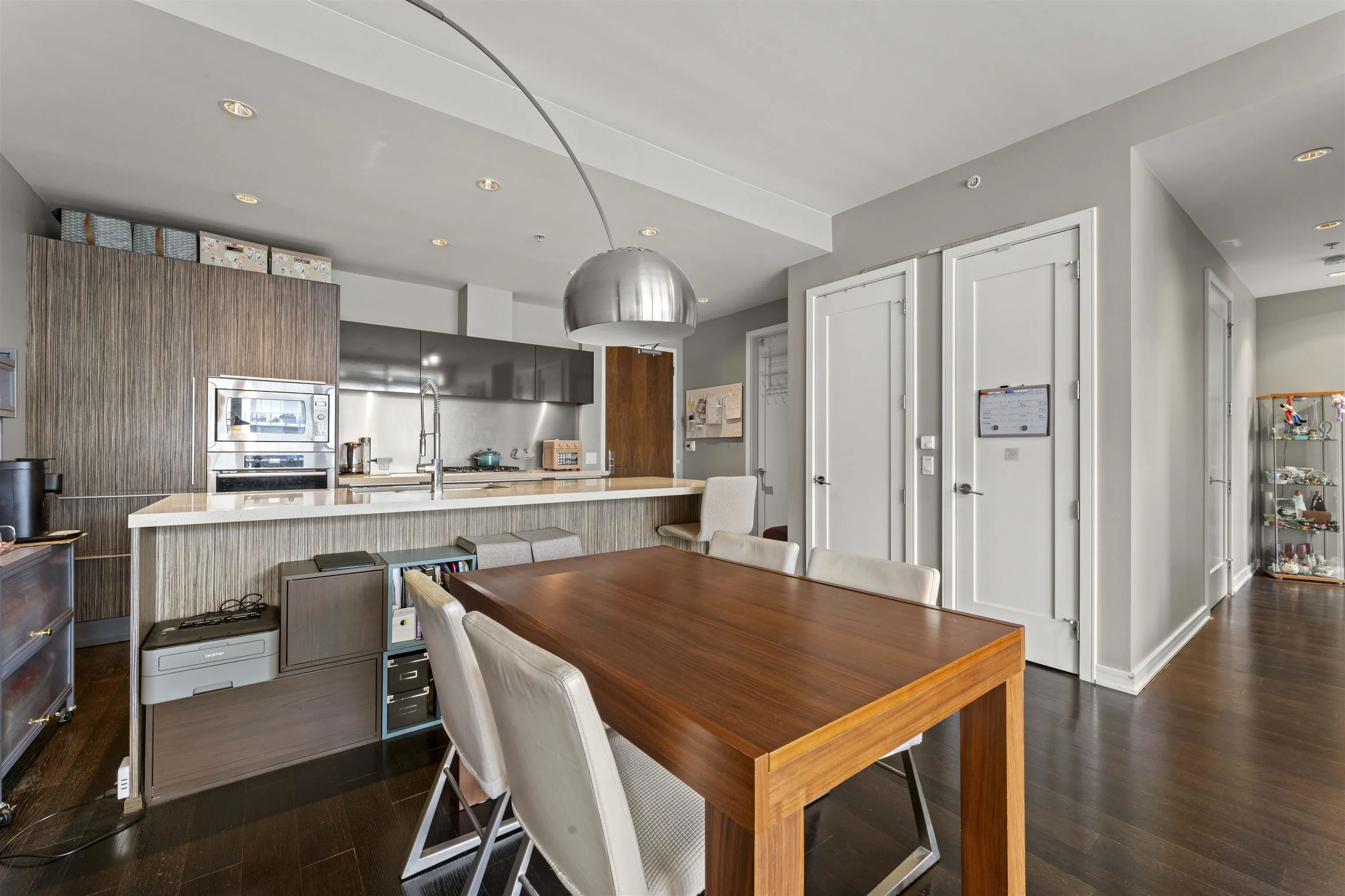 502 77 Walter Hardwick Avenue