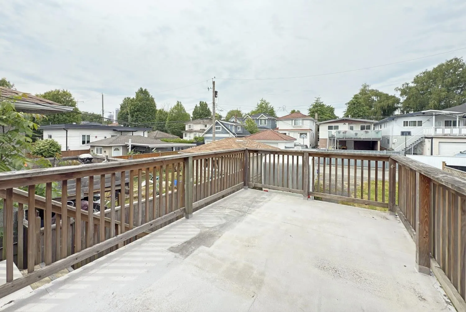 135 E 47th Avenue