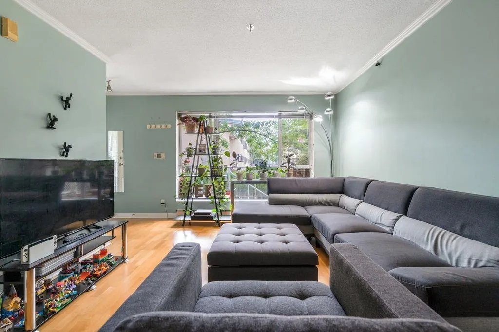 120 8620 Jones Road