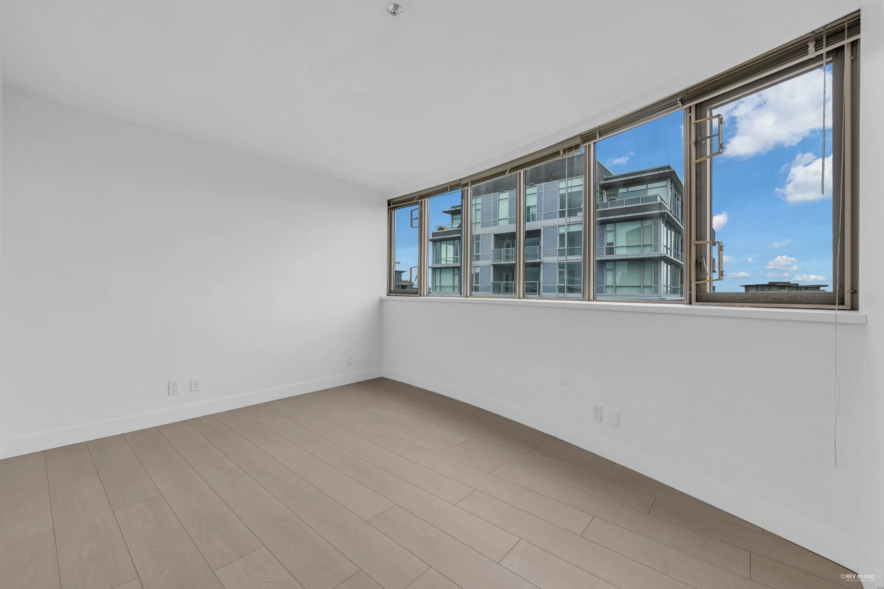 1202 8111 Anderson Road