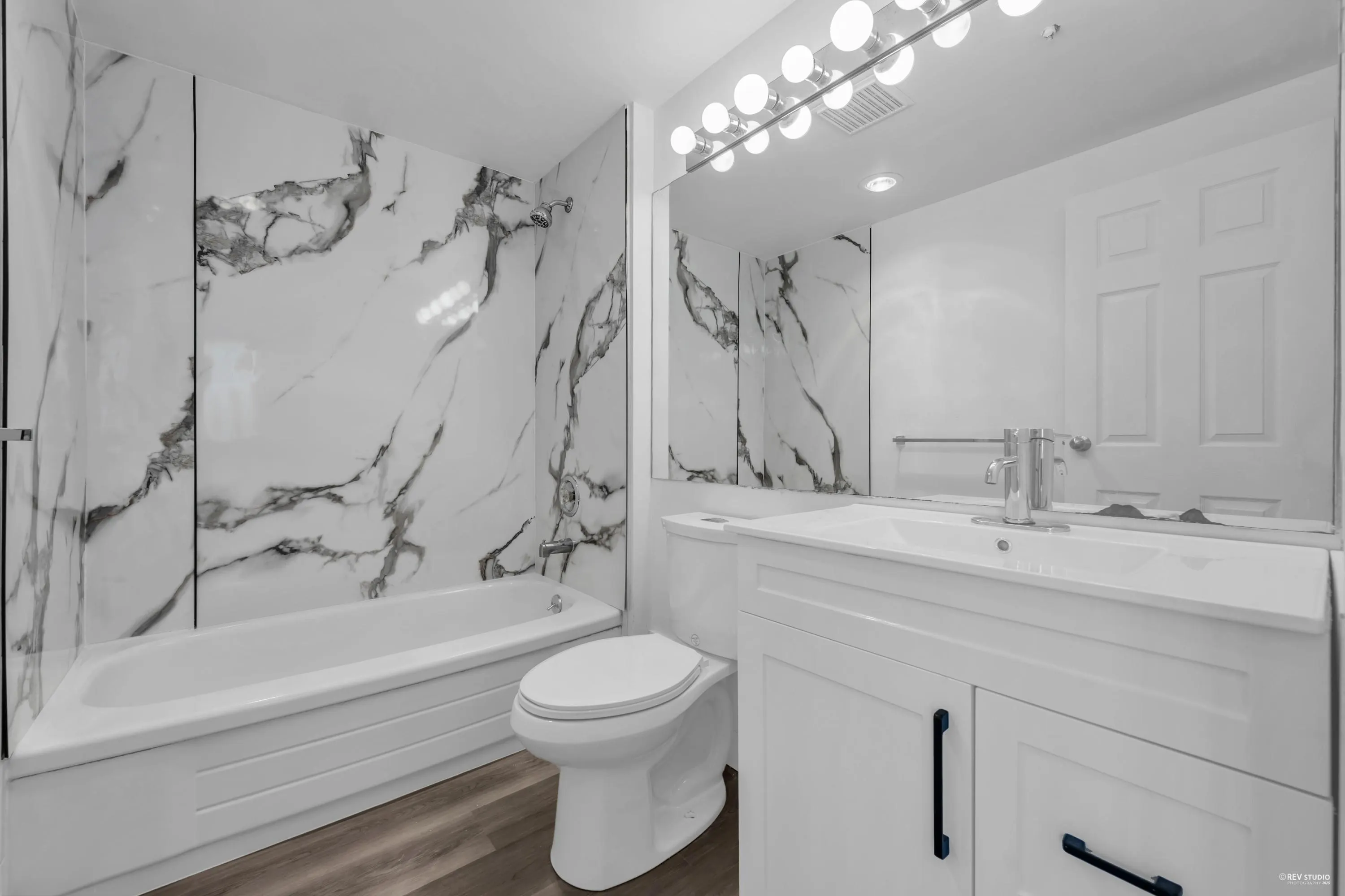 1202 8111 Anderson Road
