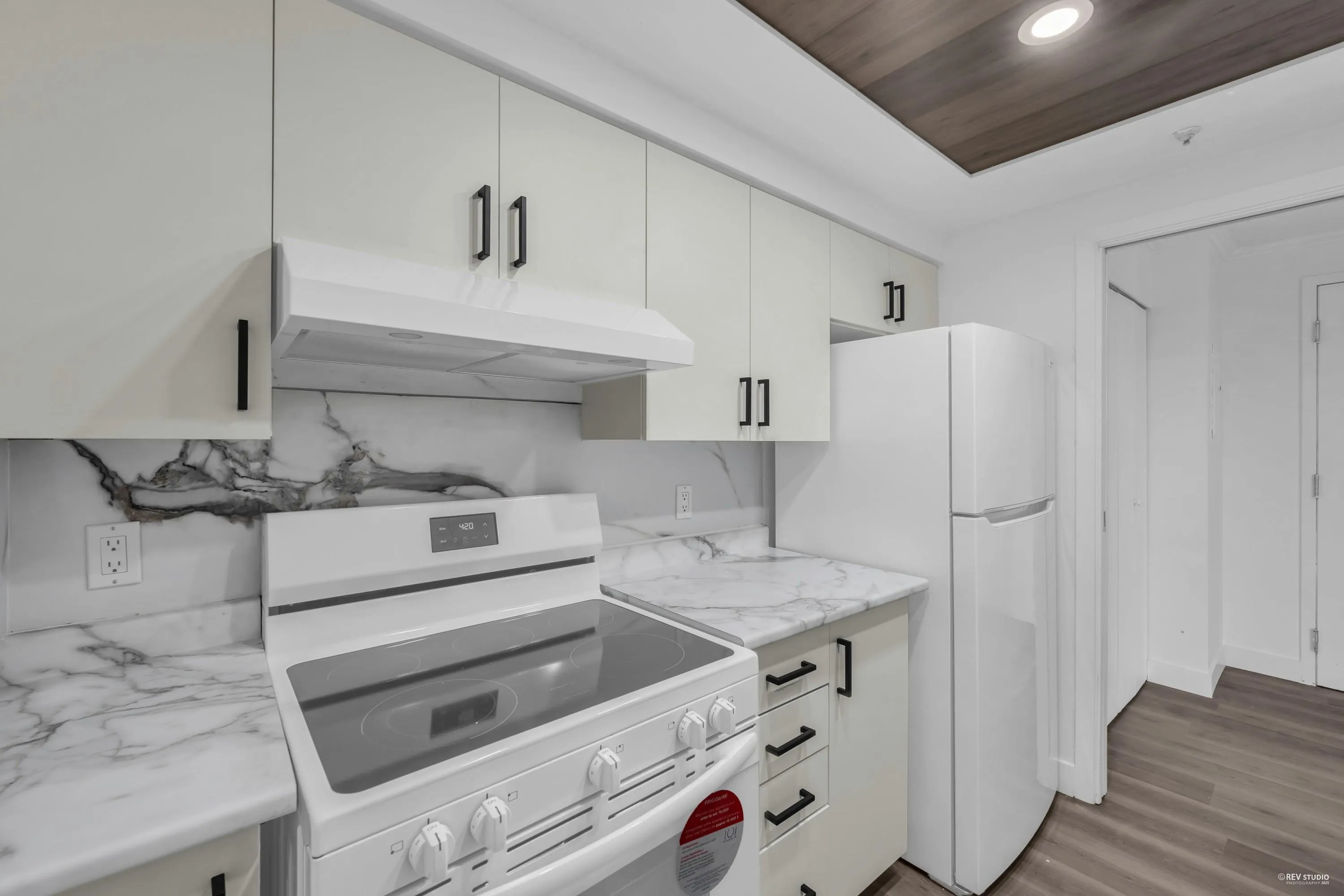1202 8111 Anderson Road