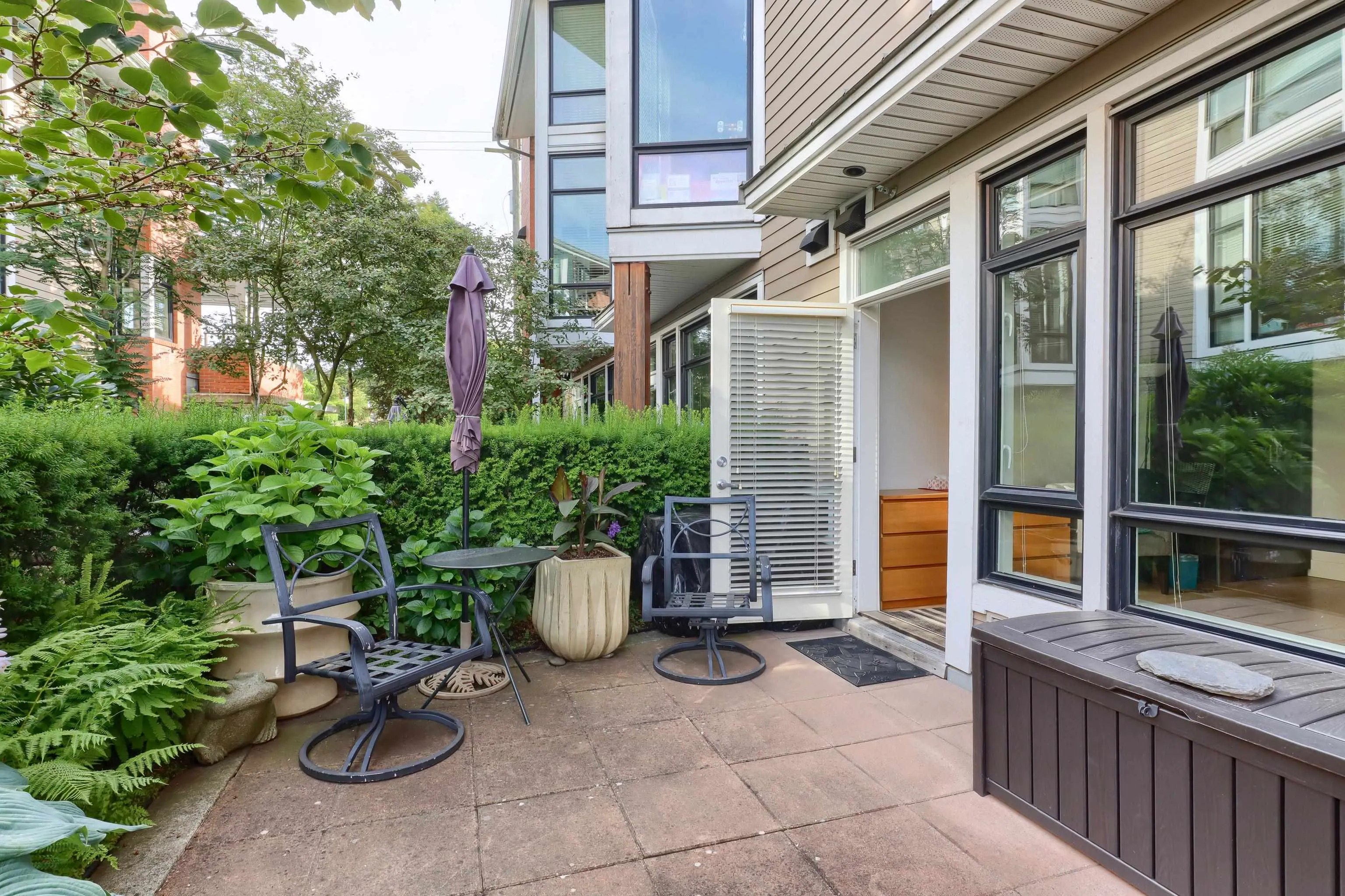 2915 Wall Street