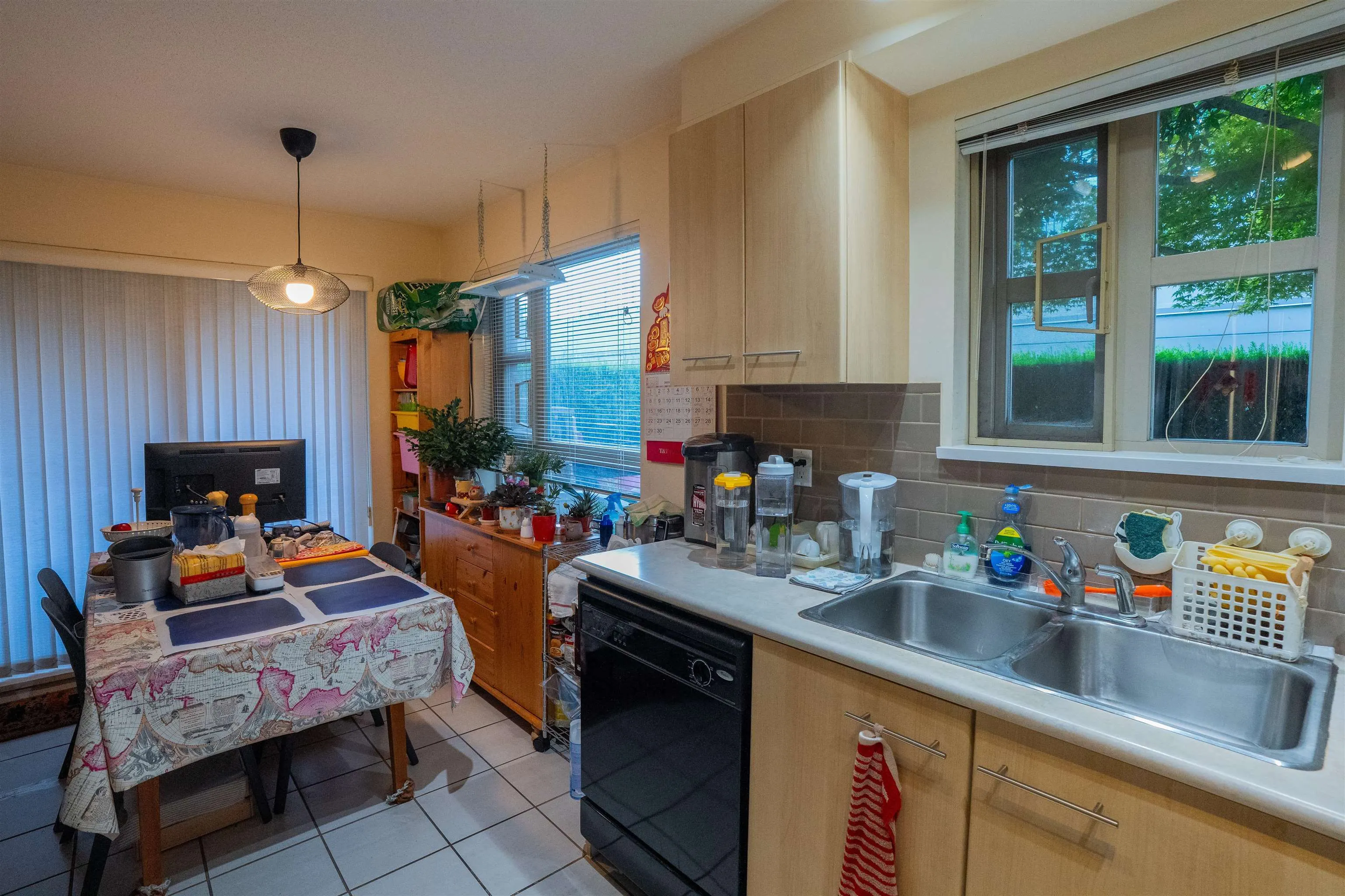 5113 5111 Garden City Road