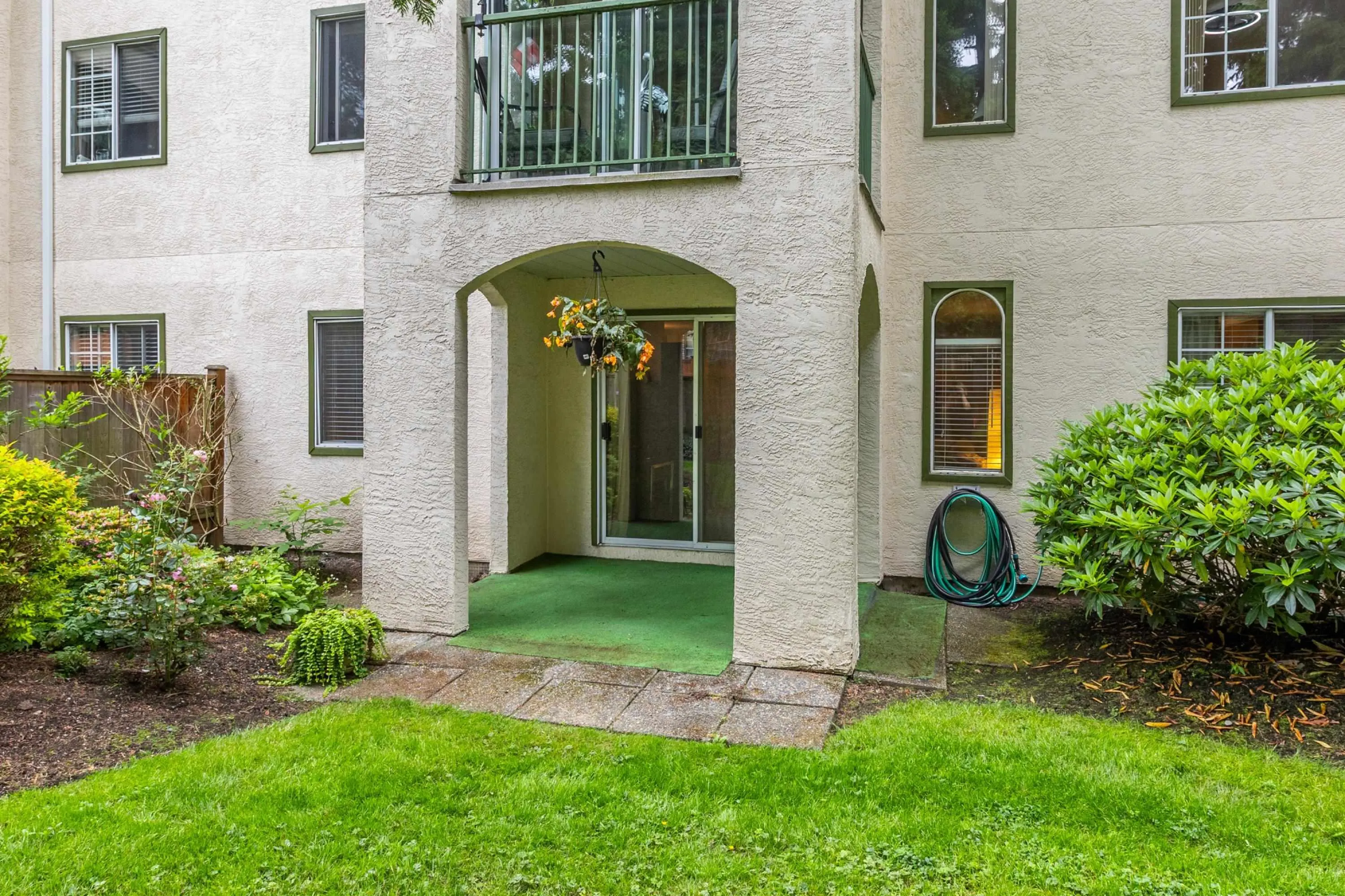 106 1447 Best Street