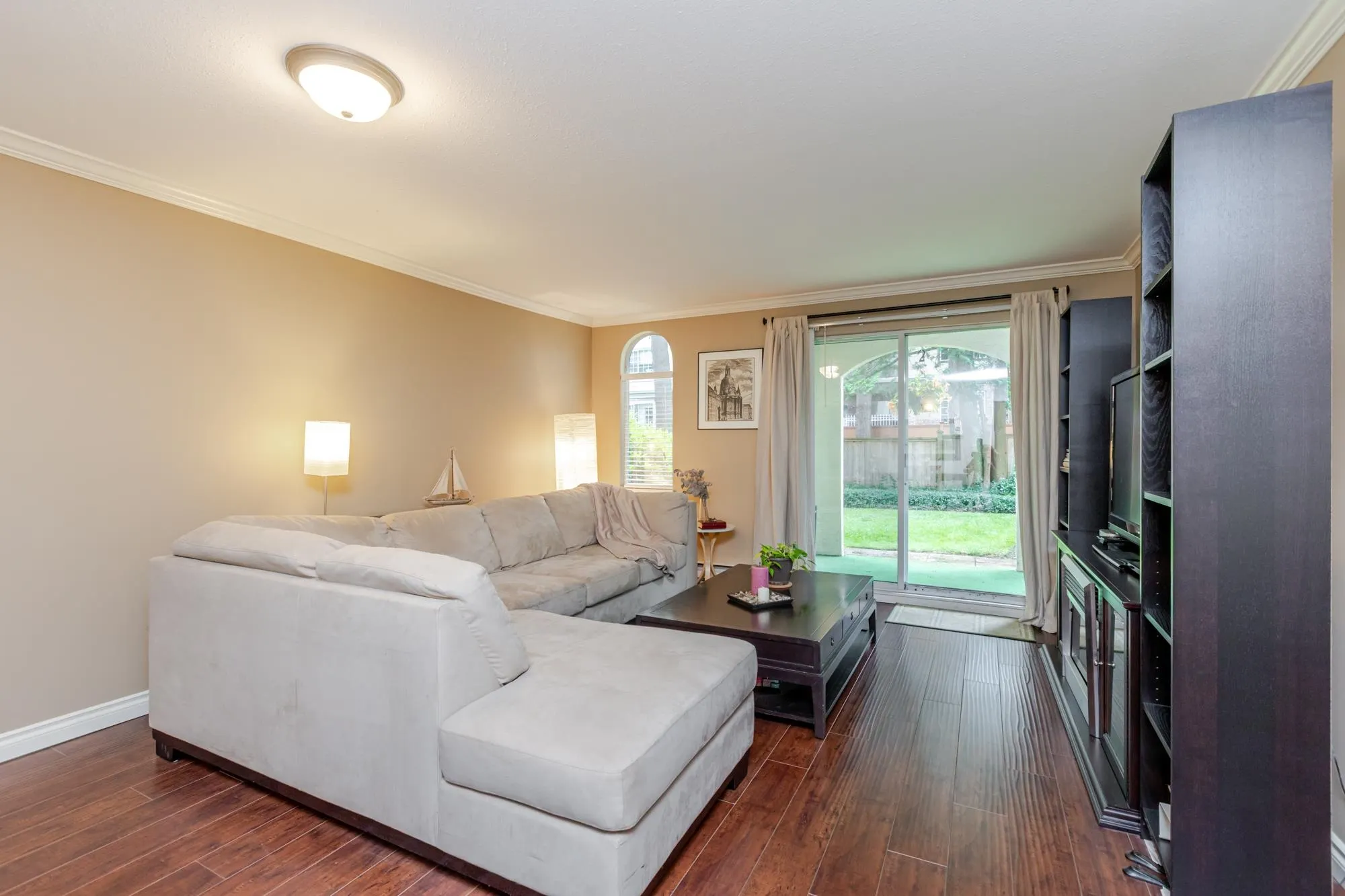 106 1447 Best Street
