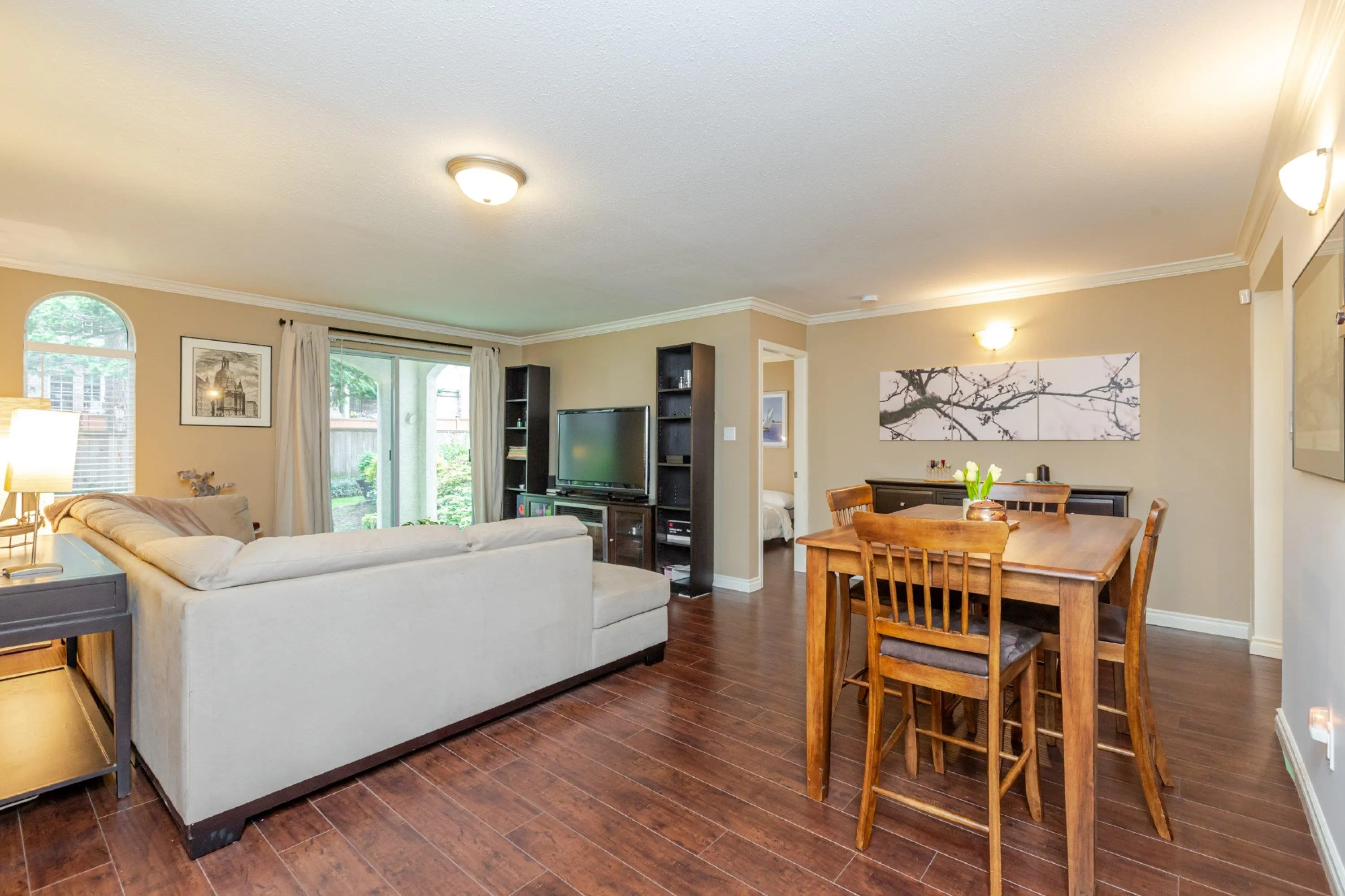 106 1447 Best Street