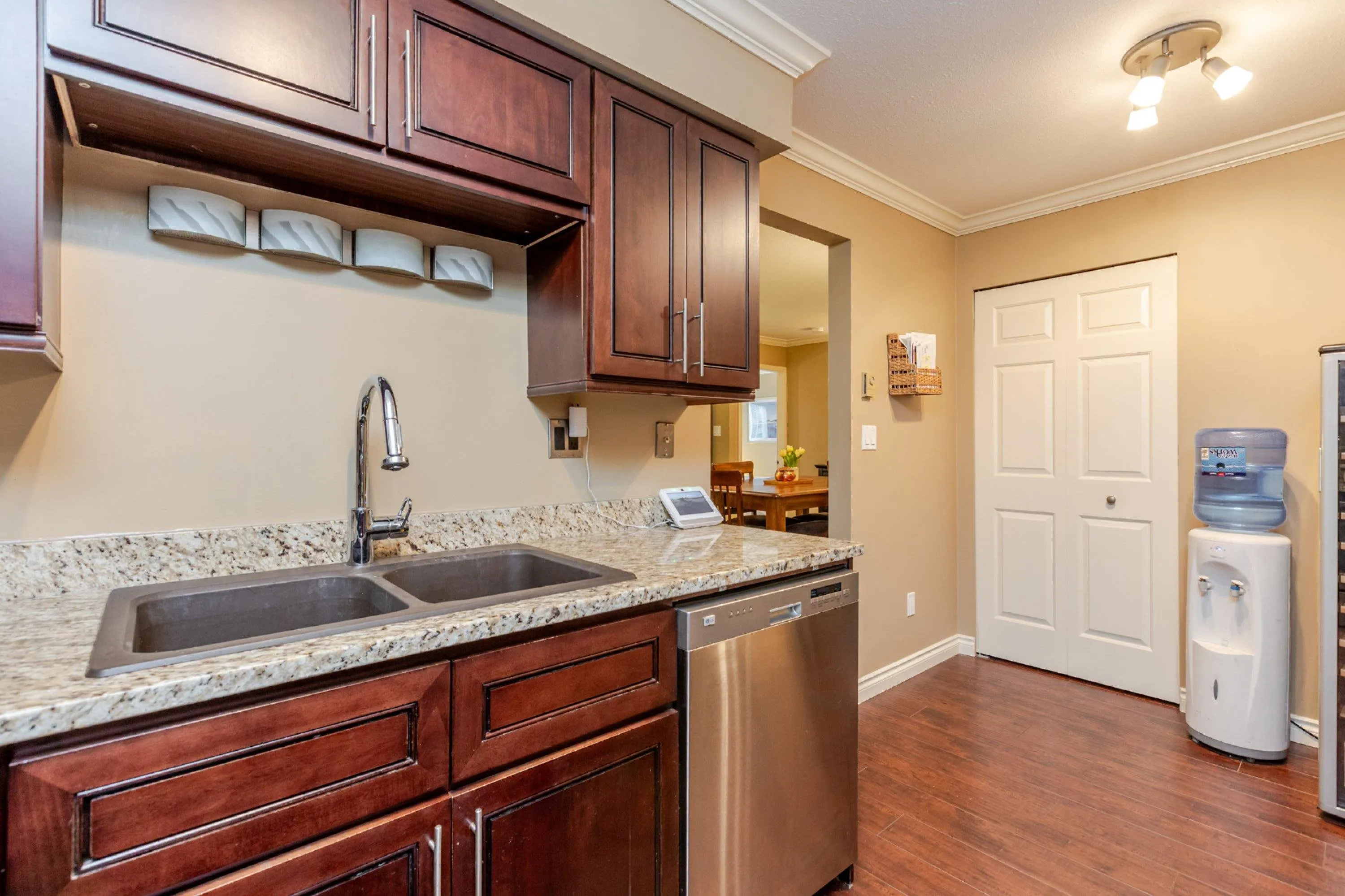 106 1447 Best Street