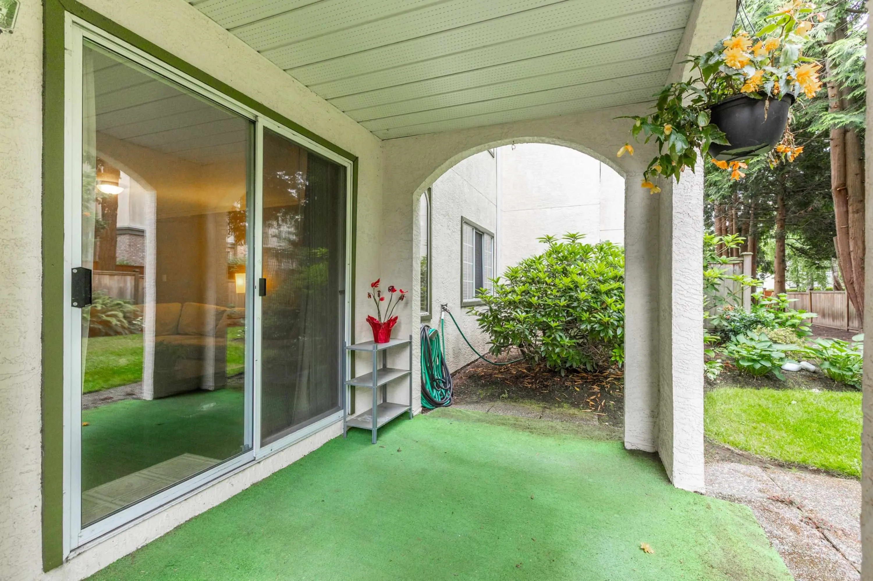 106 1447 Best Street