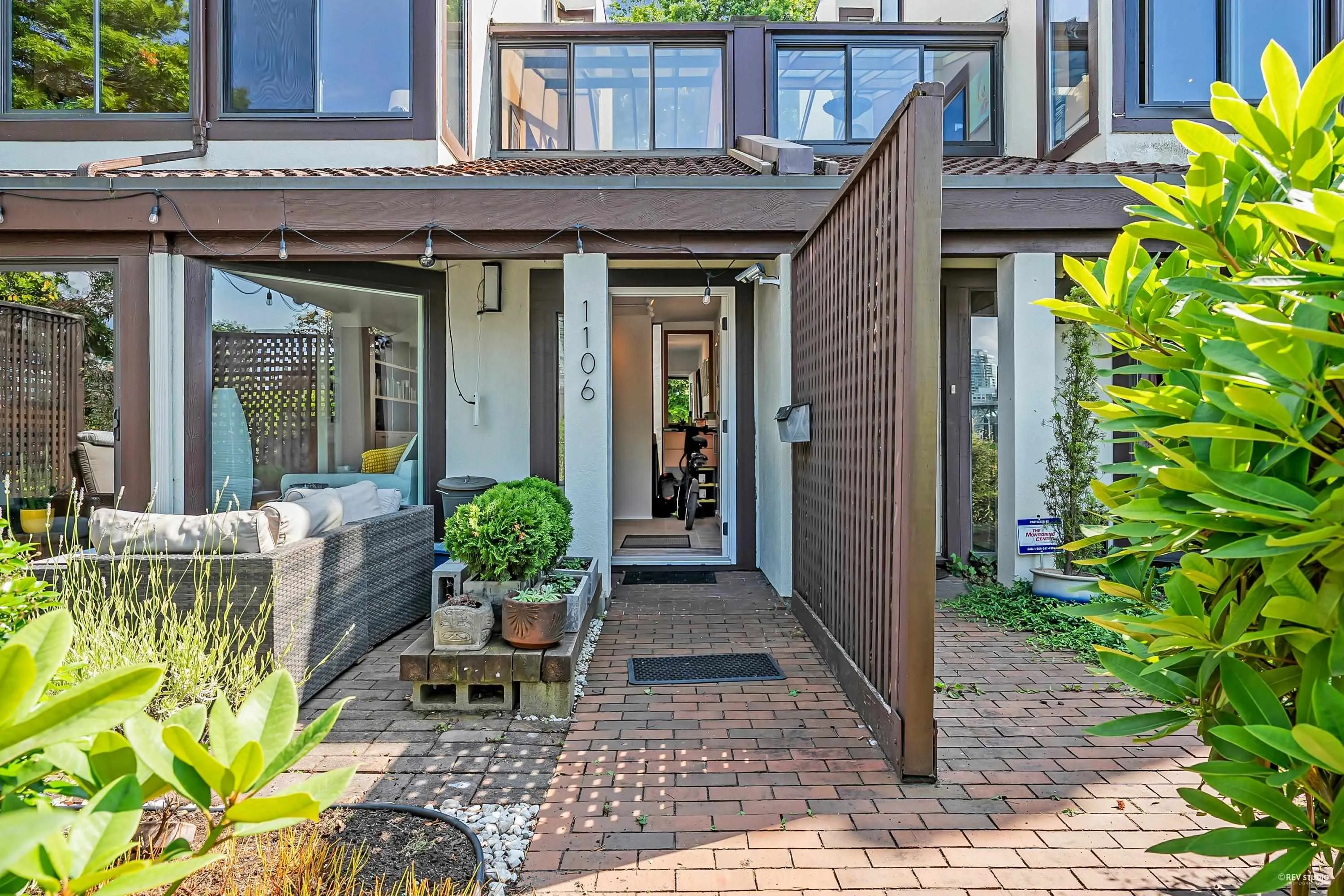 1106 Ironwork Passage